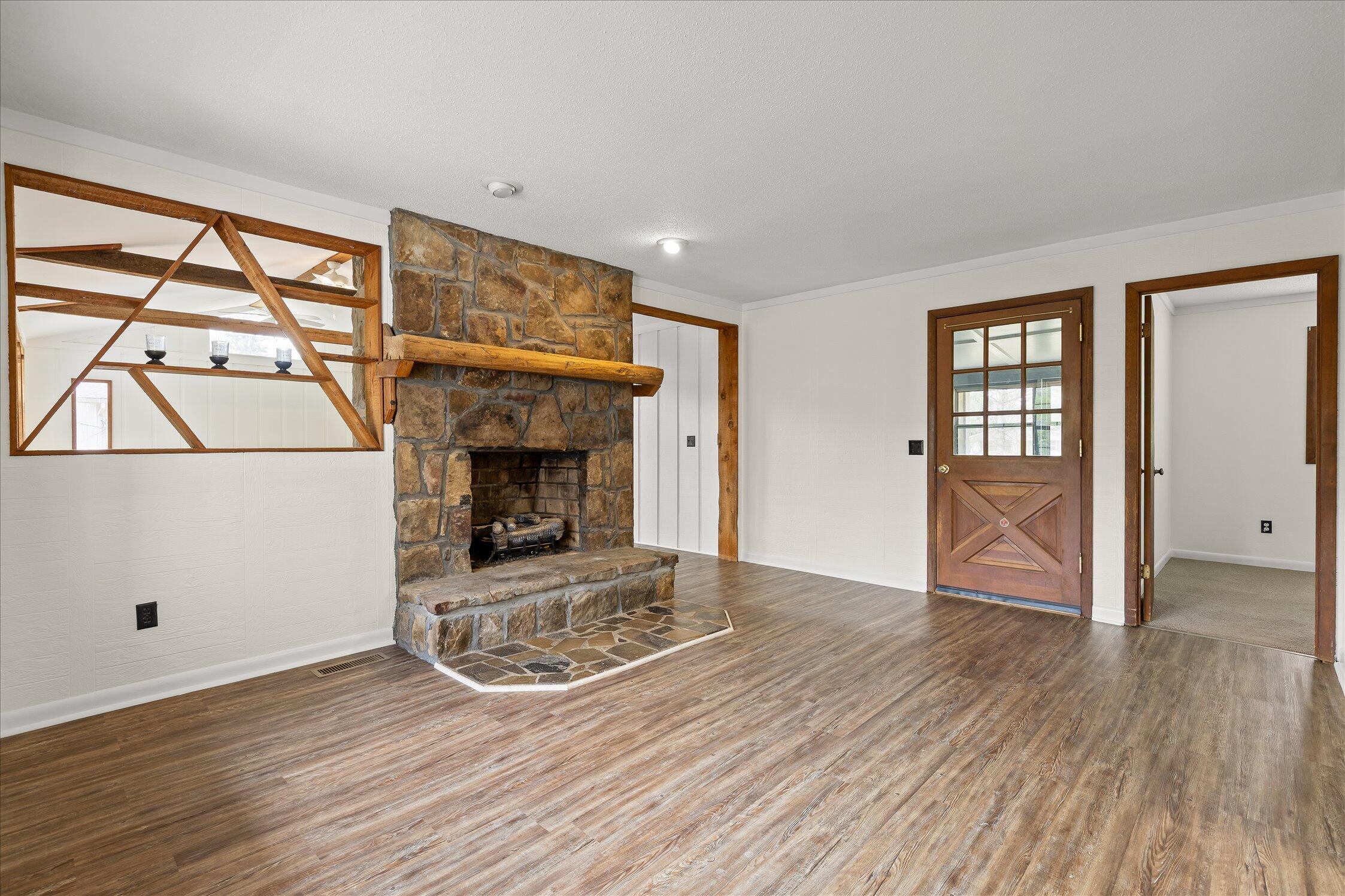 429 St Simon Trail