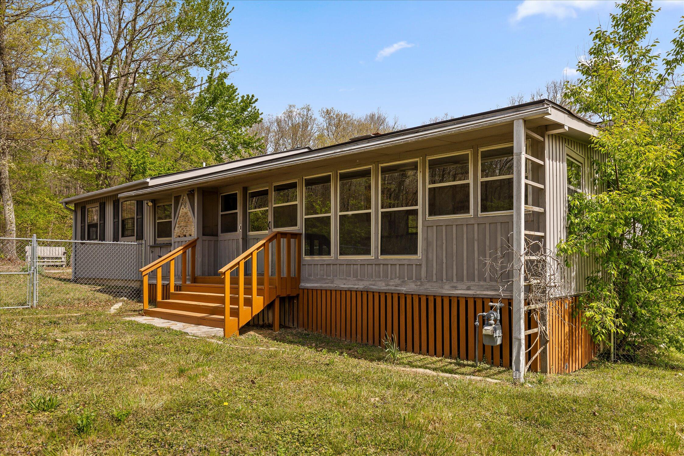 429 St Simon Trail