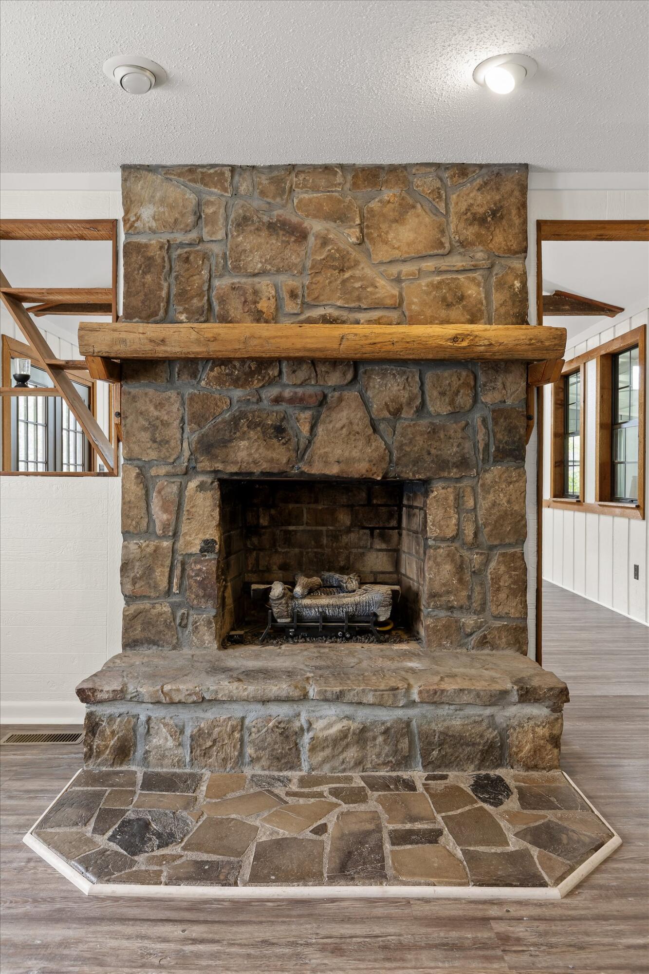 429 St Simon Trail