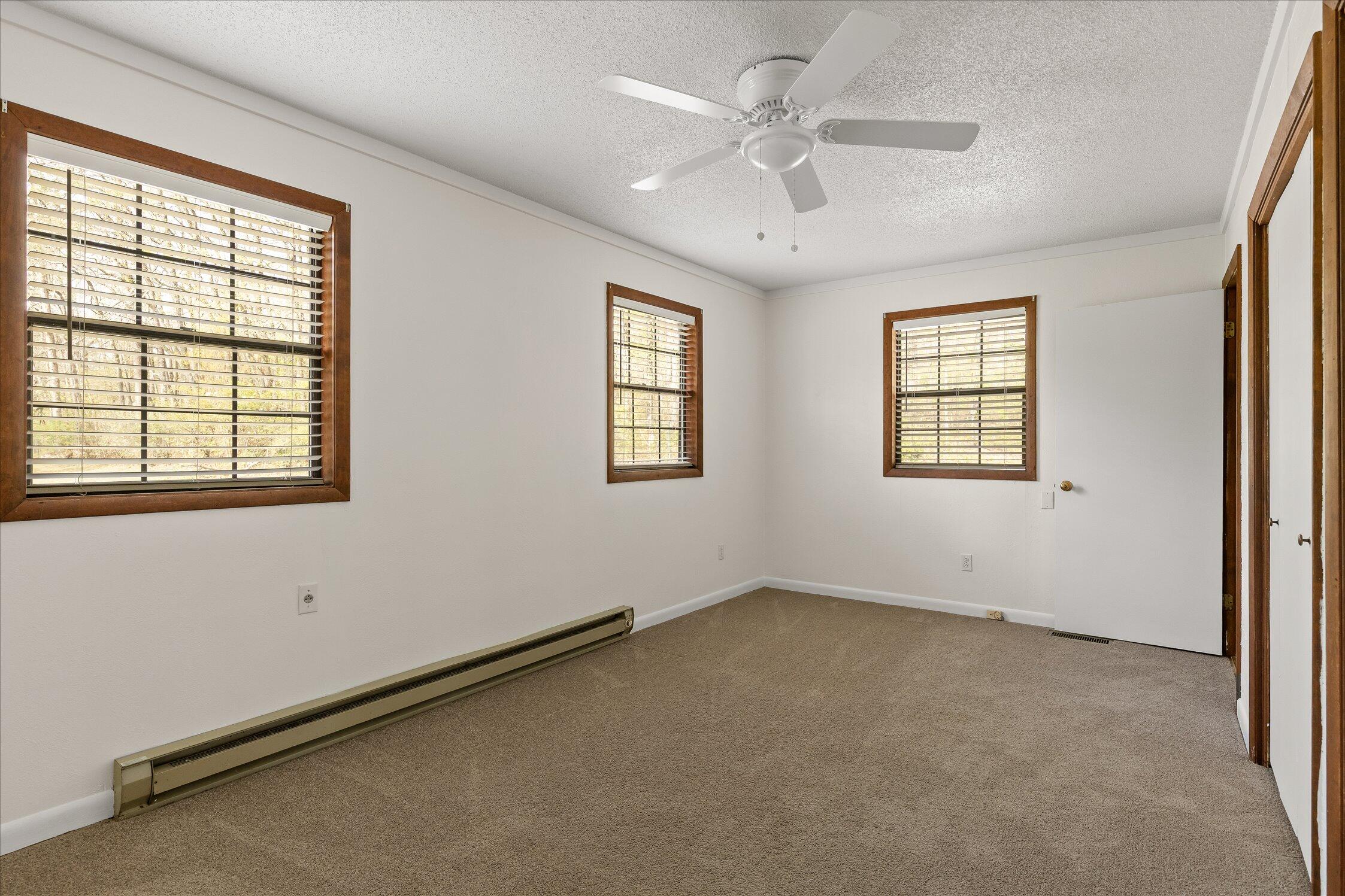 429 St Simon Trail