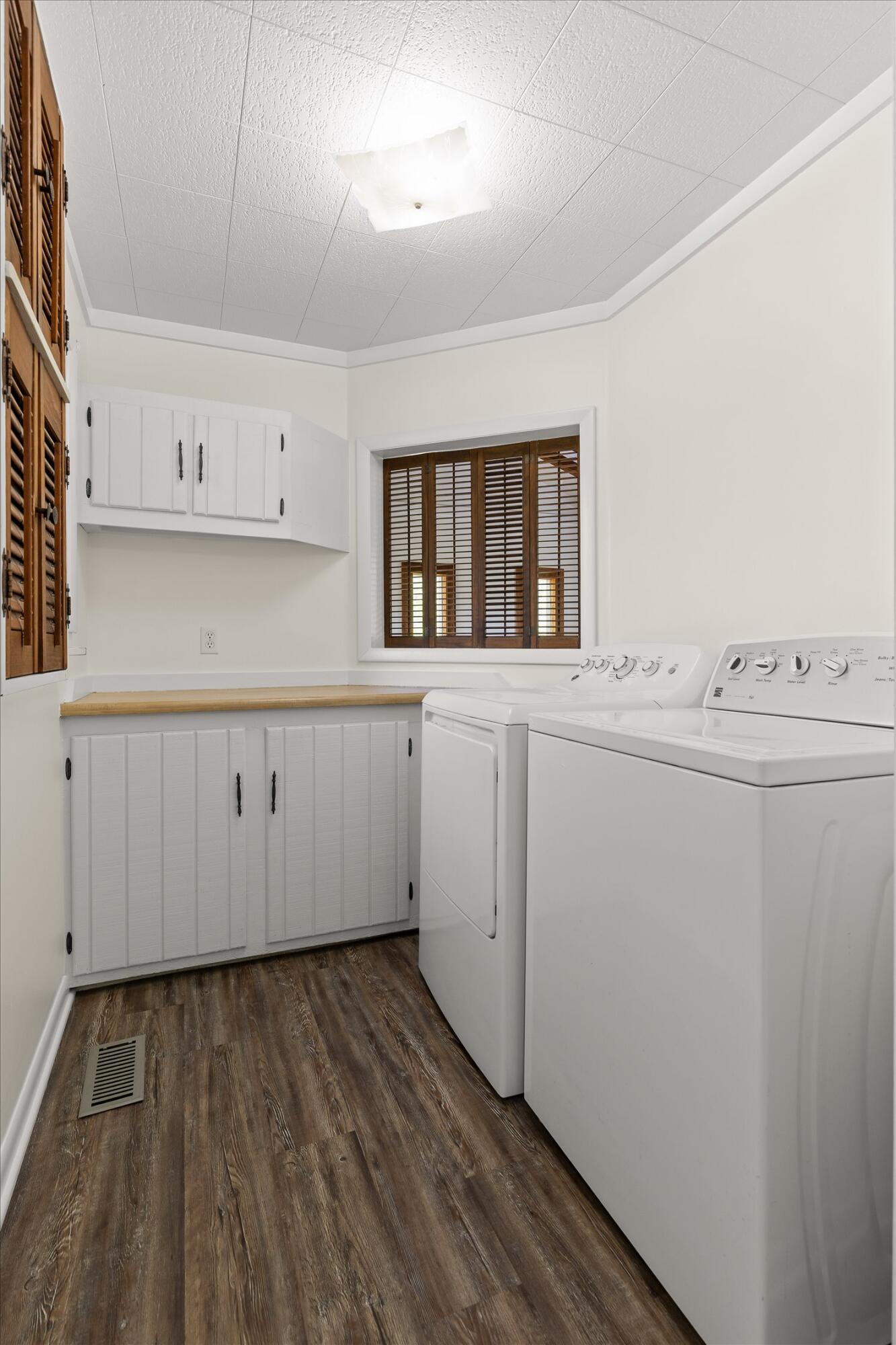 429 St Simon Trail