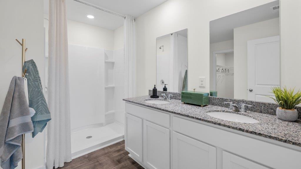 10696 Prairie Lake Dr