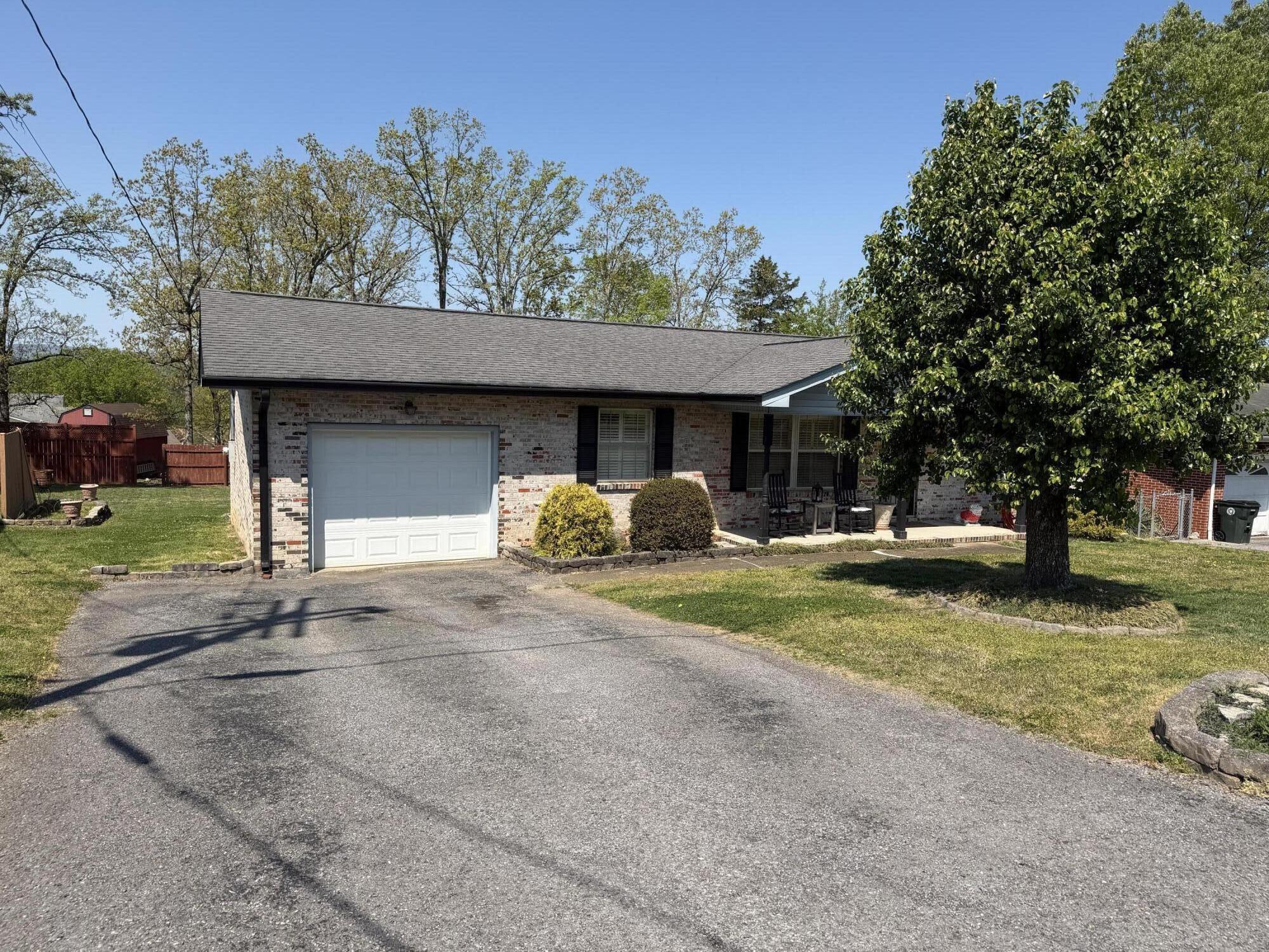 53 S Glade Road