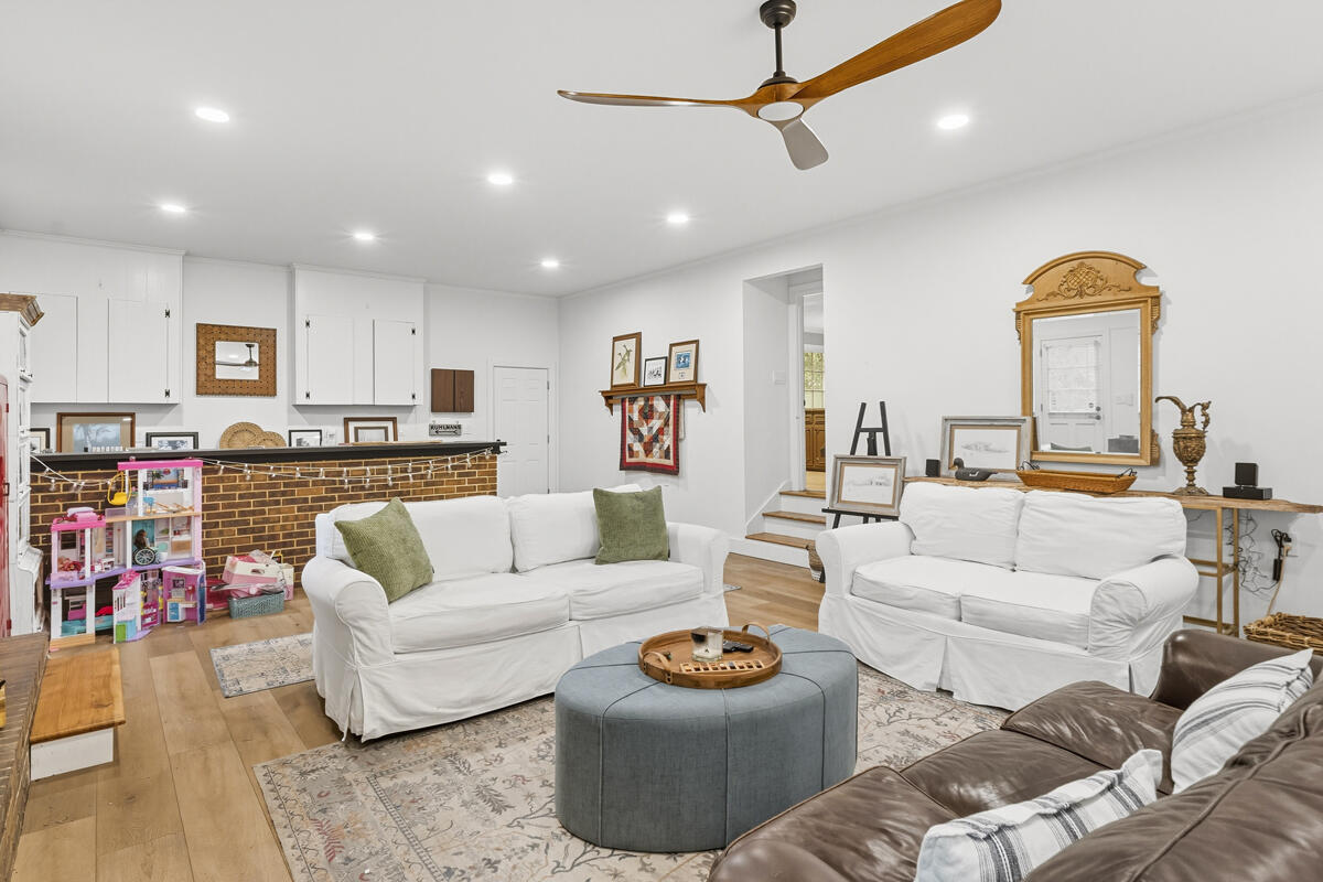 7475 Preston Circle