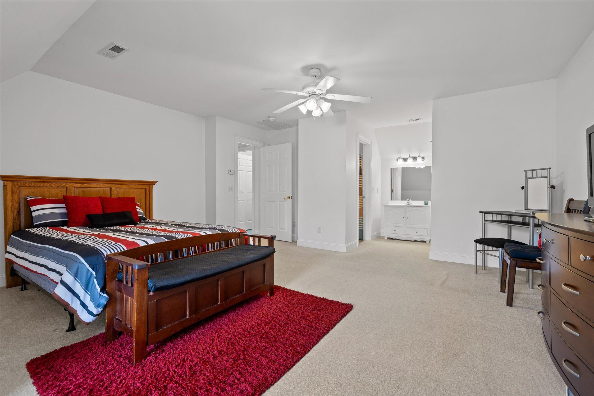 7520 Noah Reid Road