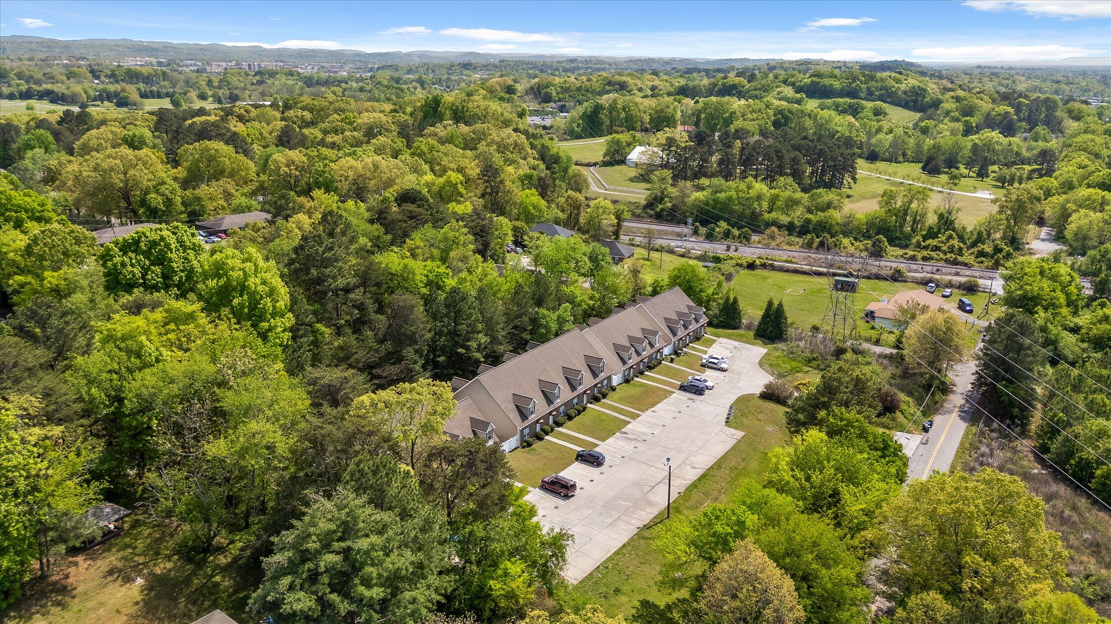 7520 Noah Reid Road