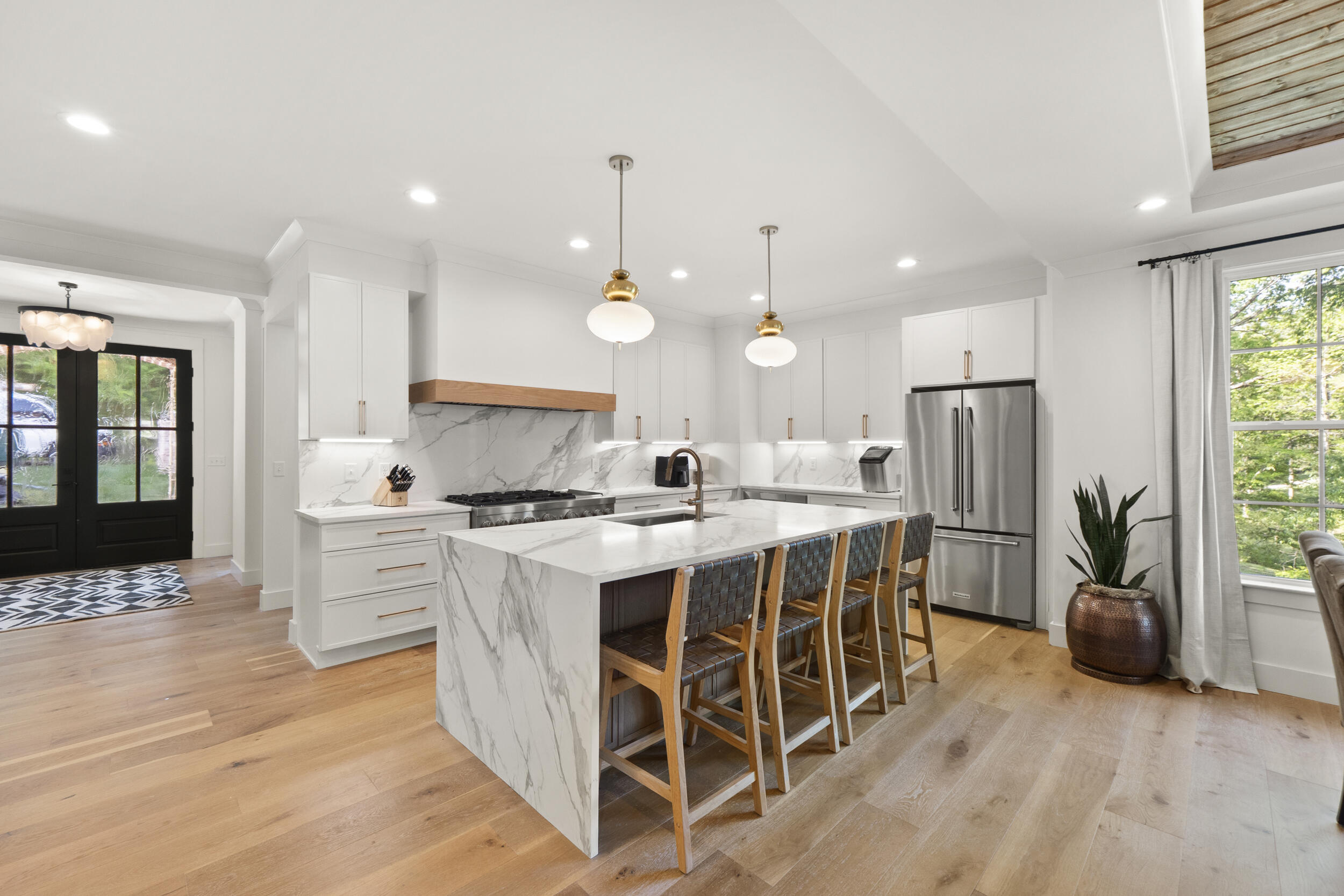 3841 Kings Road