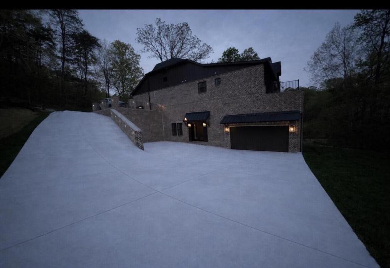 3841 Kings Road
