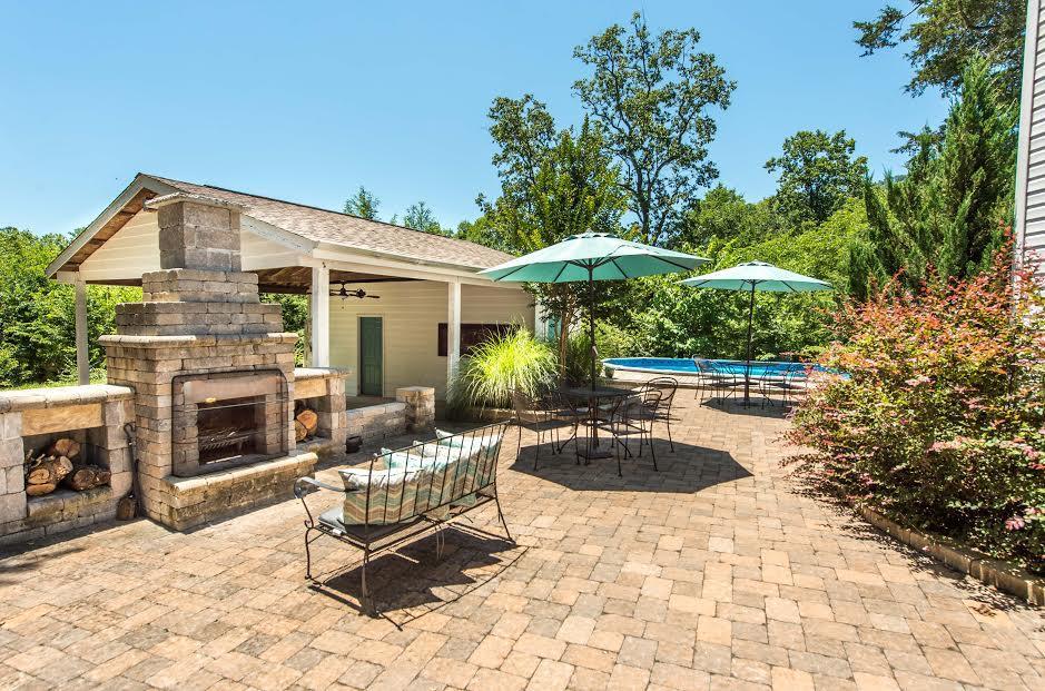 4222 Mountain Creek Road