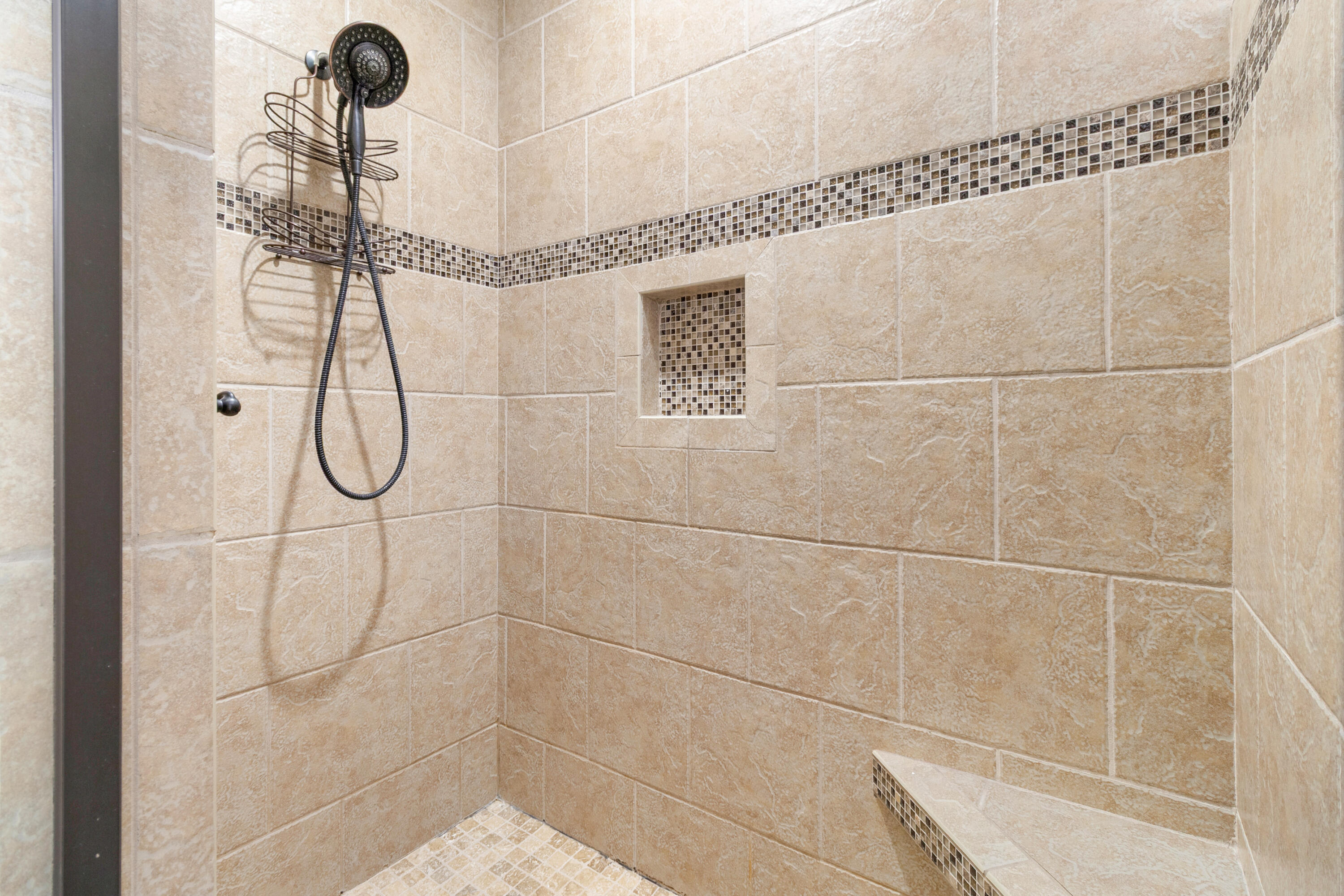2711 Waterhaven Drive, 21