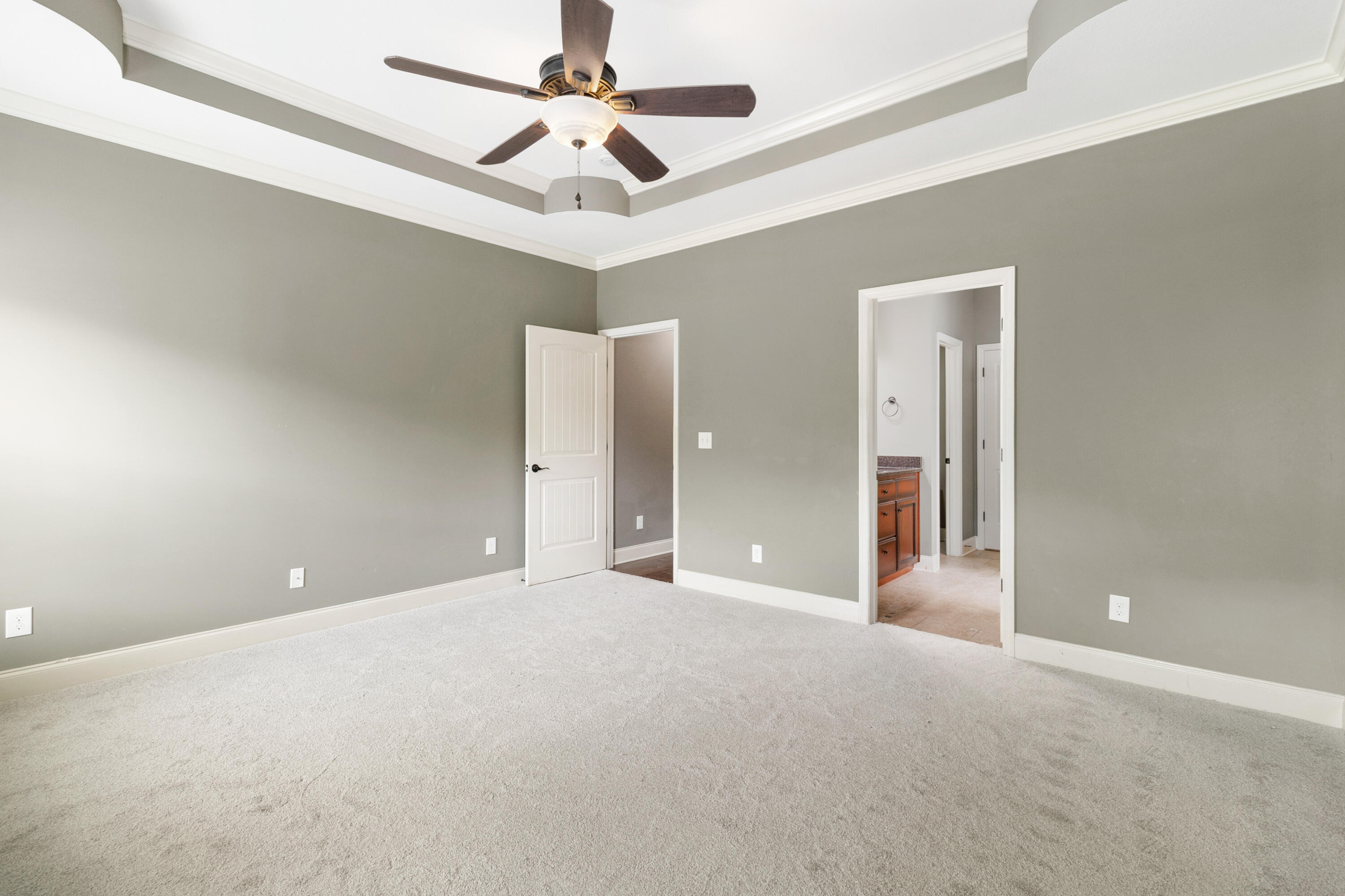 2711 Waterhaven Drive, 21