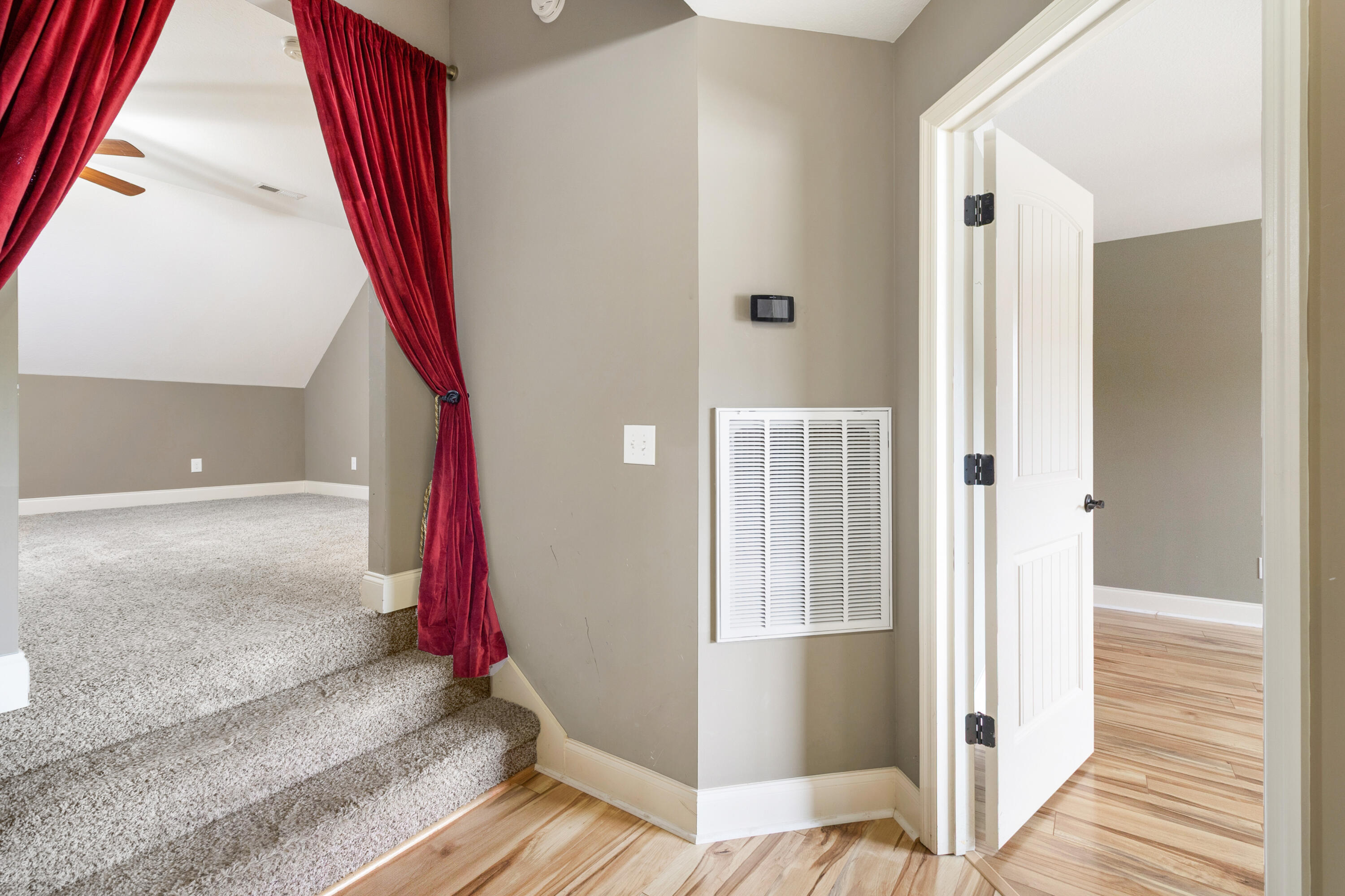2711 Waterhaven Drive, 21