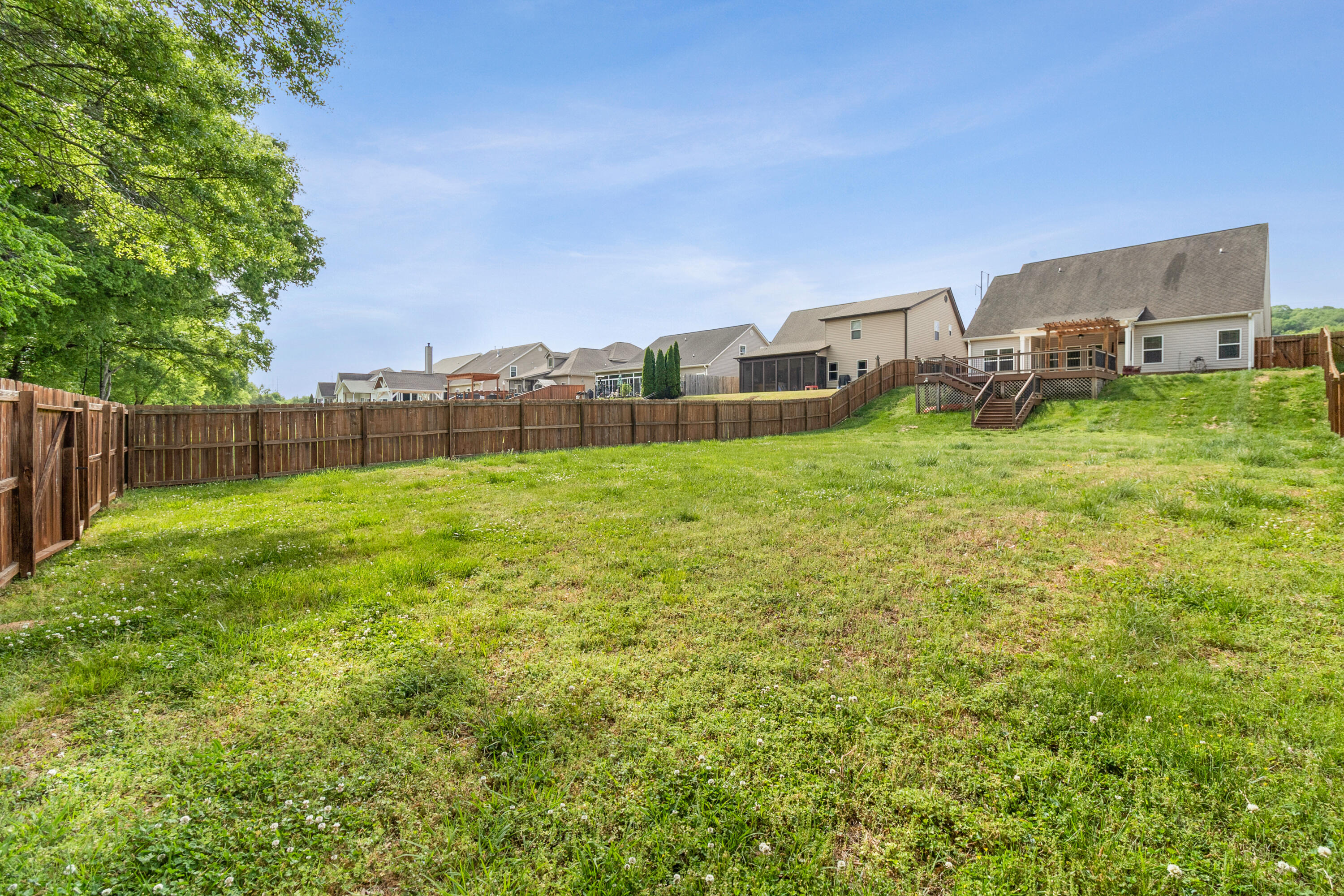 2711 Waterhaven Drive, 21