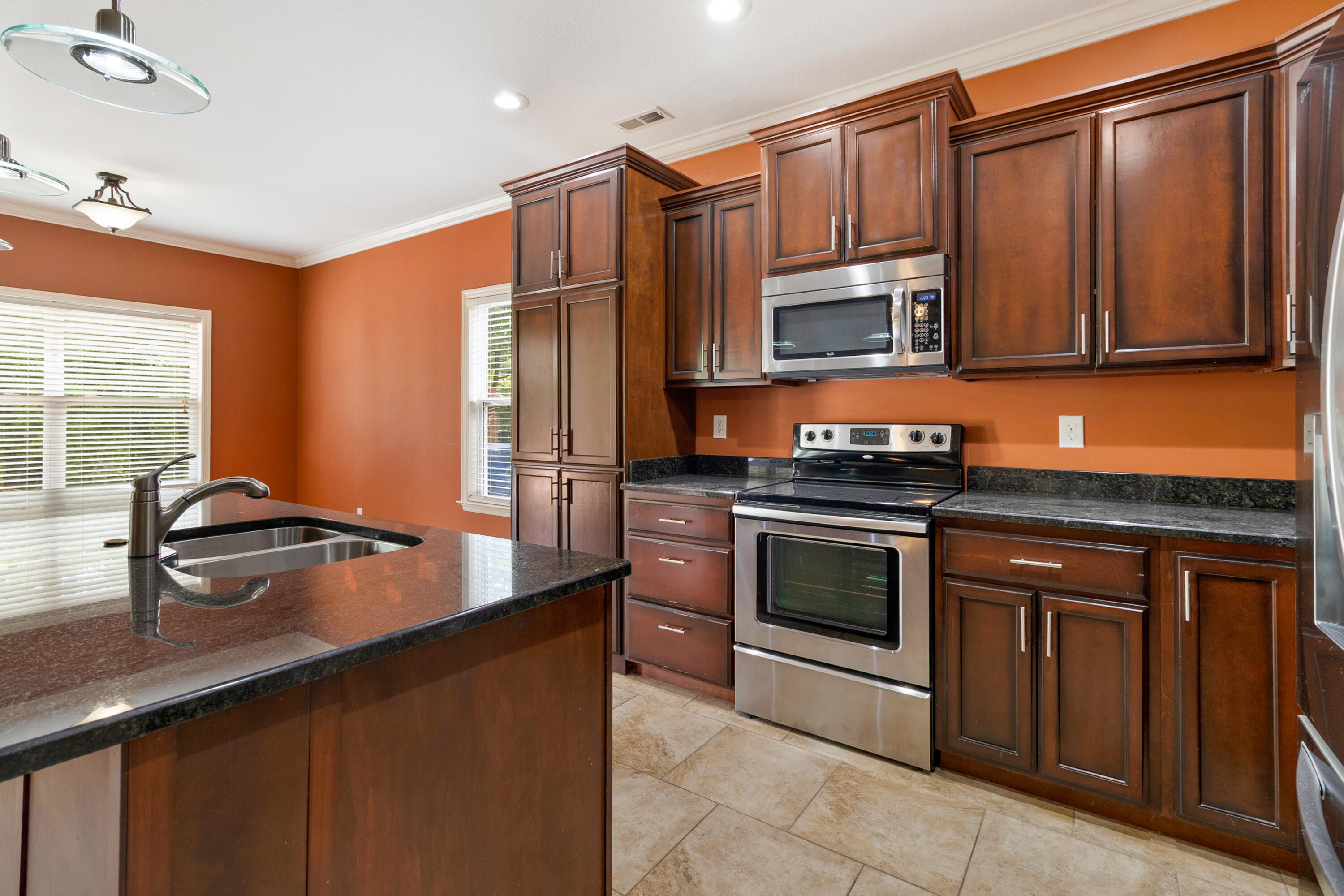 2711 Waterhaven Drive, 21