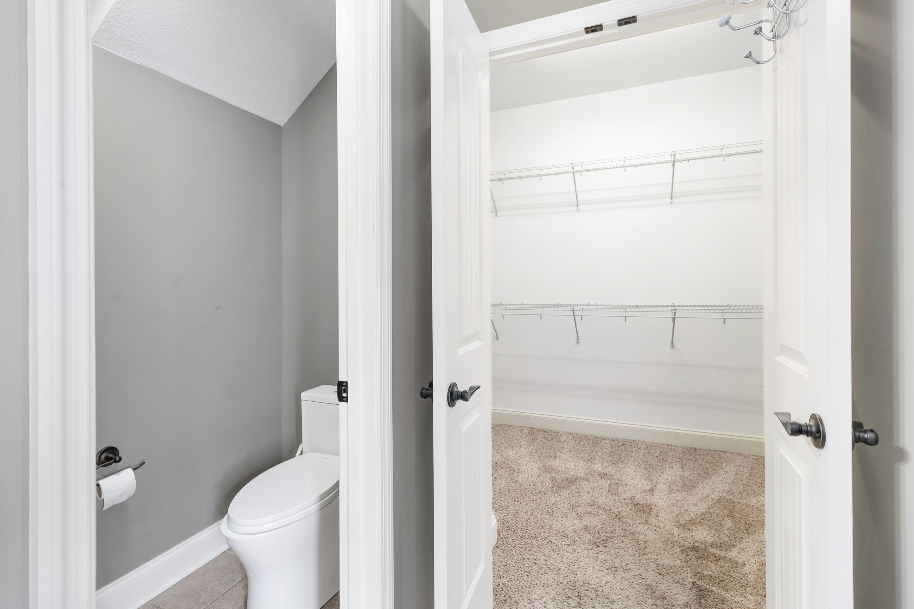 2711 Waterhaven Drive, 21