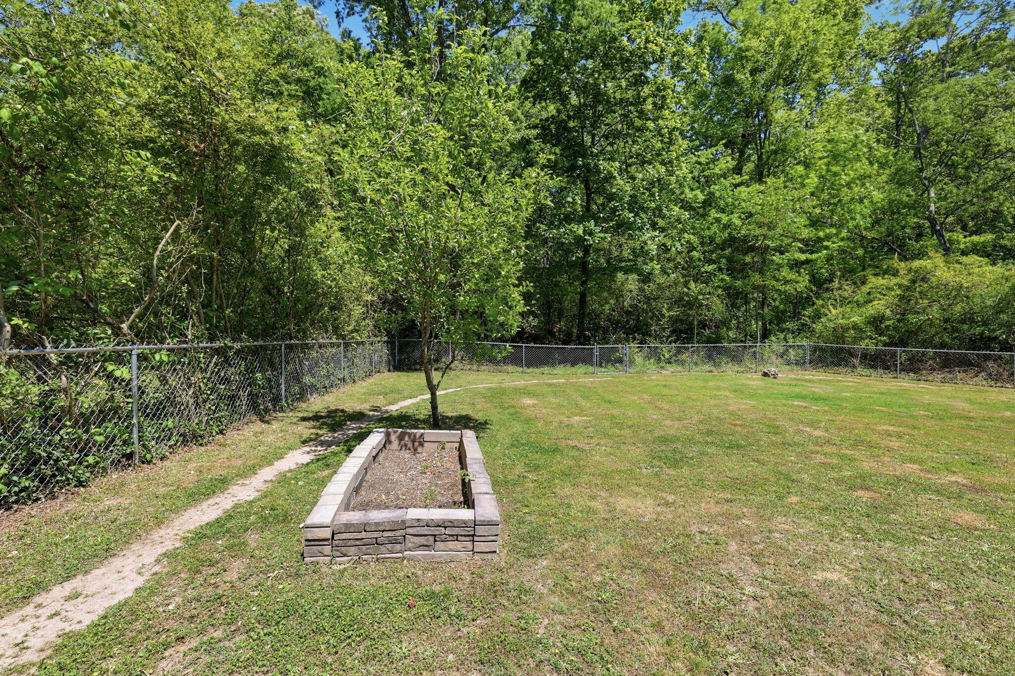 635 Gadd Road