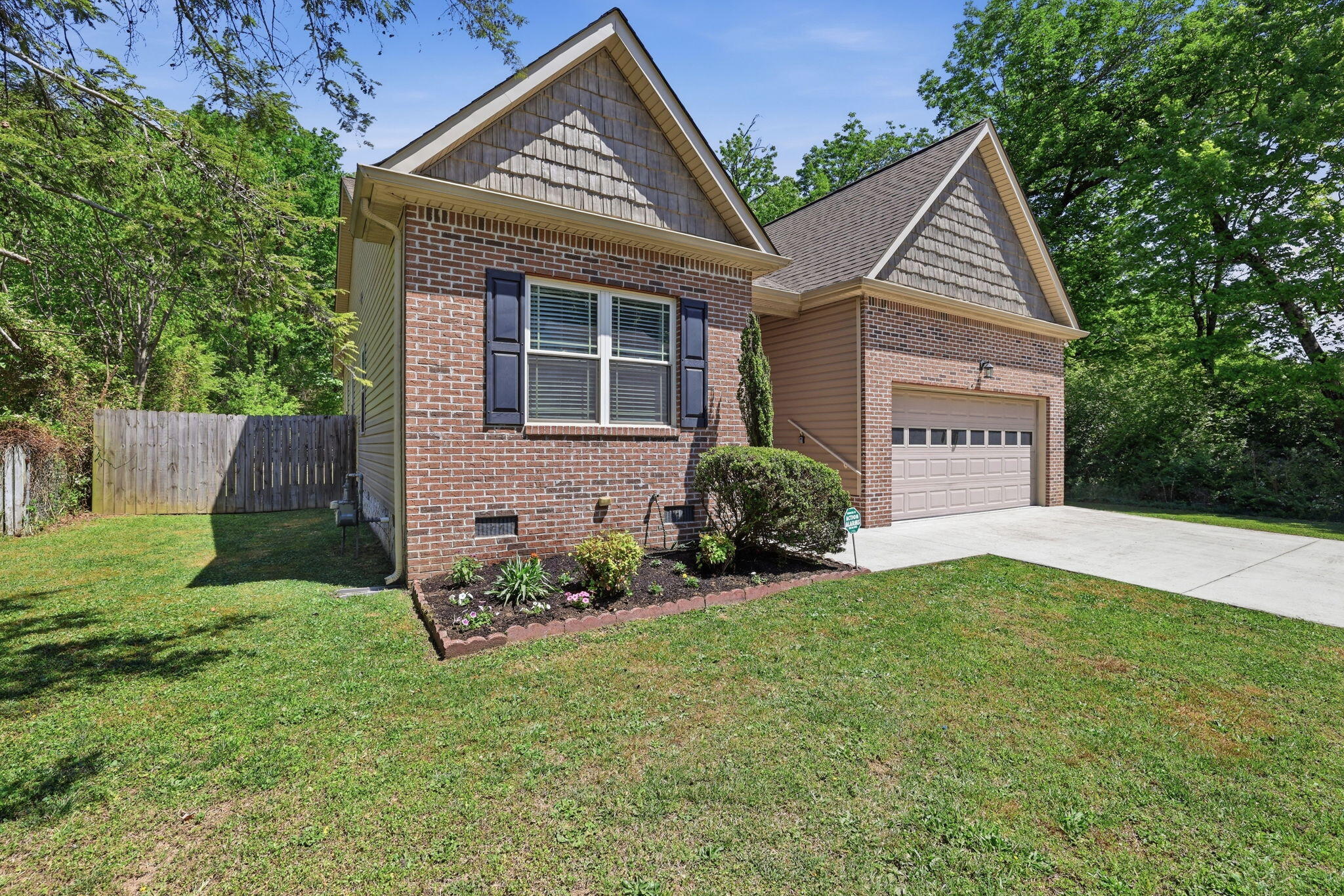 635 Gadd Road