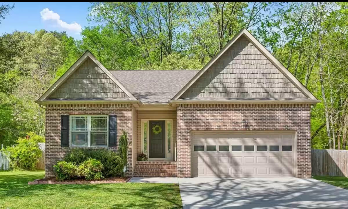635 Gadd Road