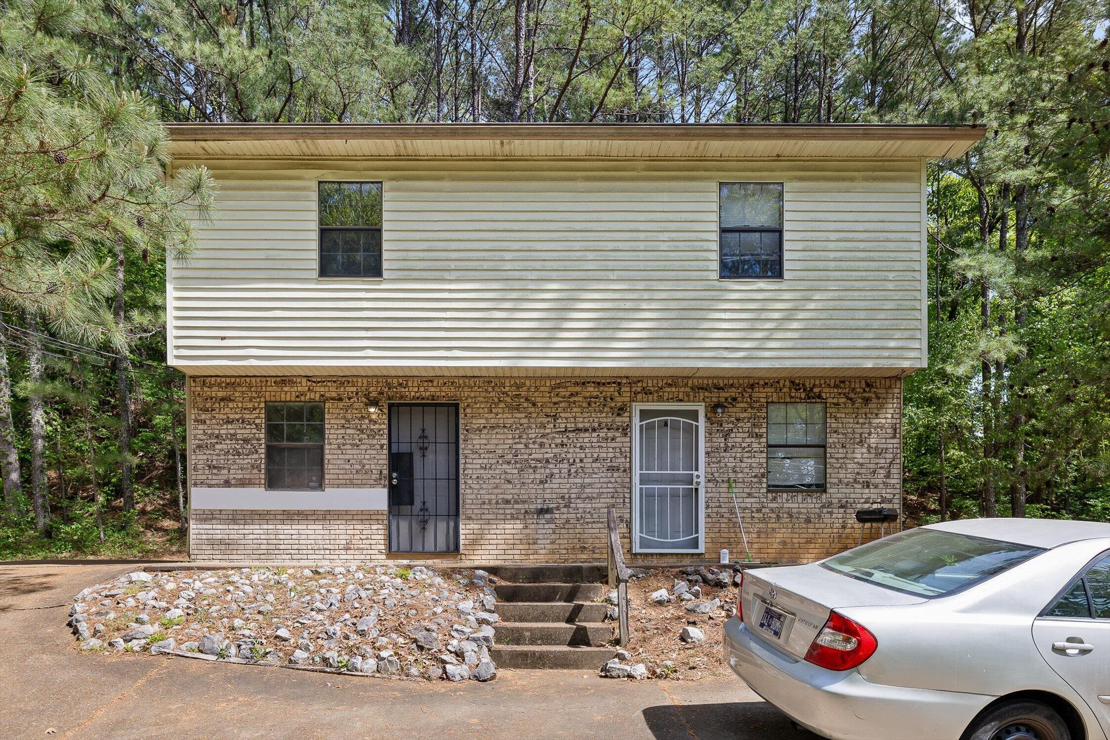 7612 Noah Reid Road