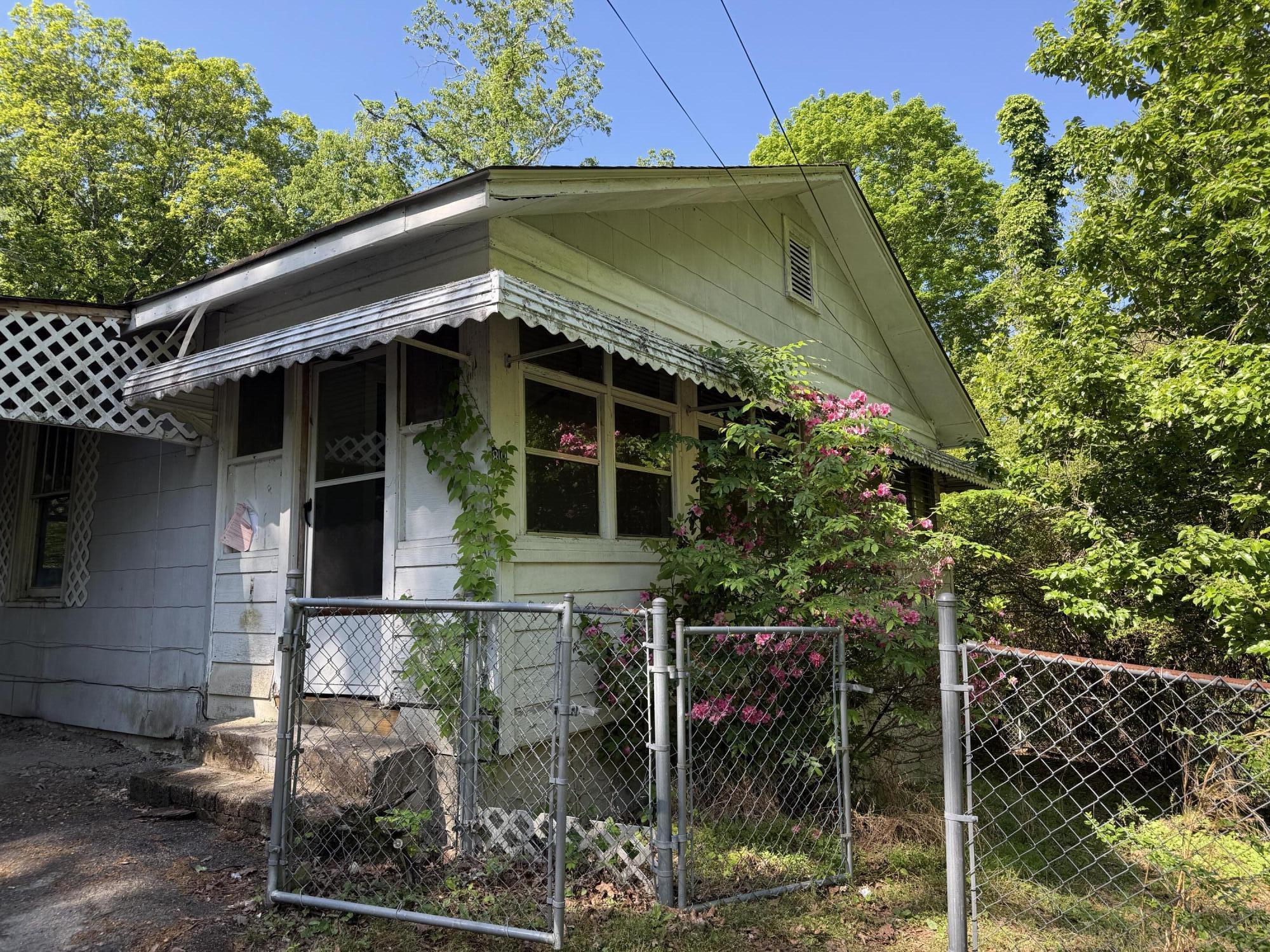 80 Williams Lane