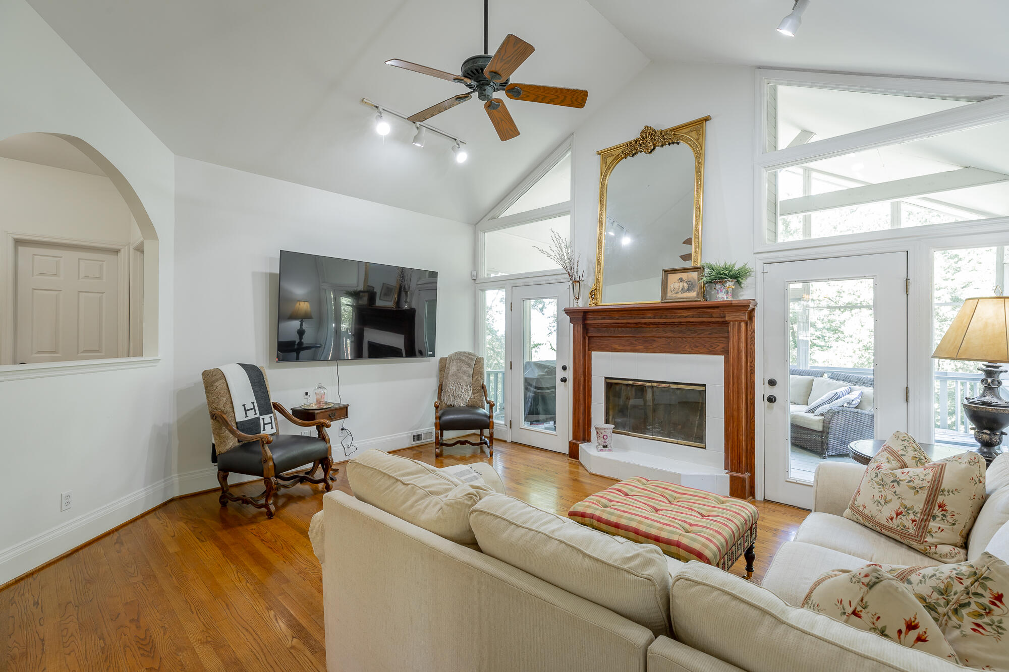 1239 Marijon Drive