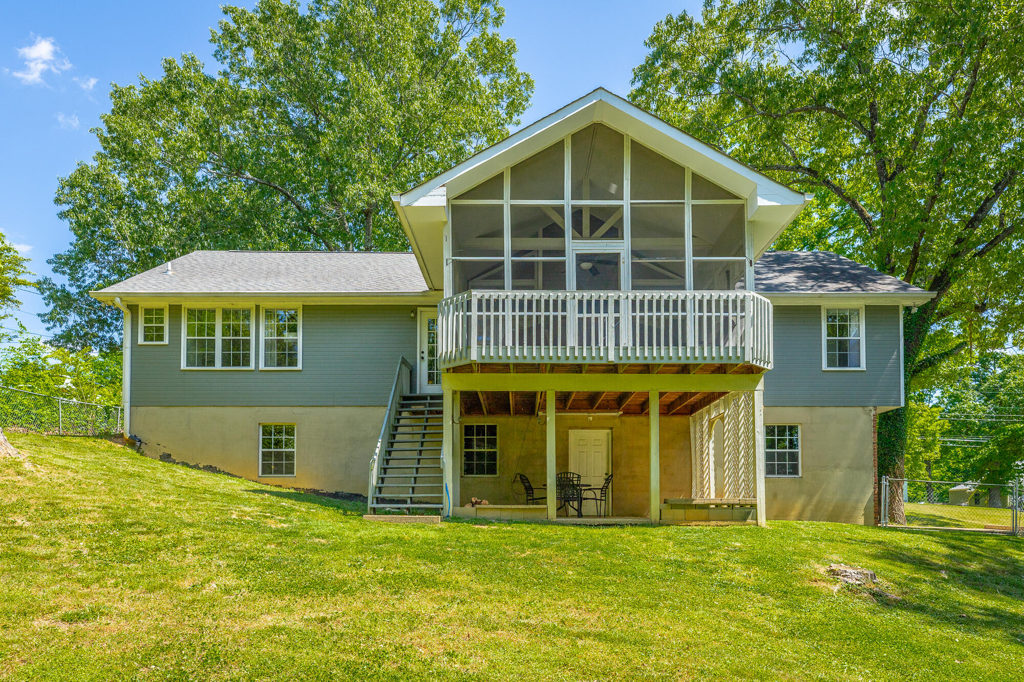 1239 Marijon Drive