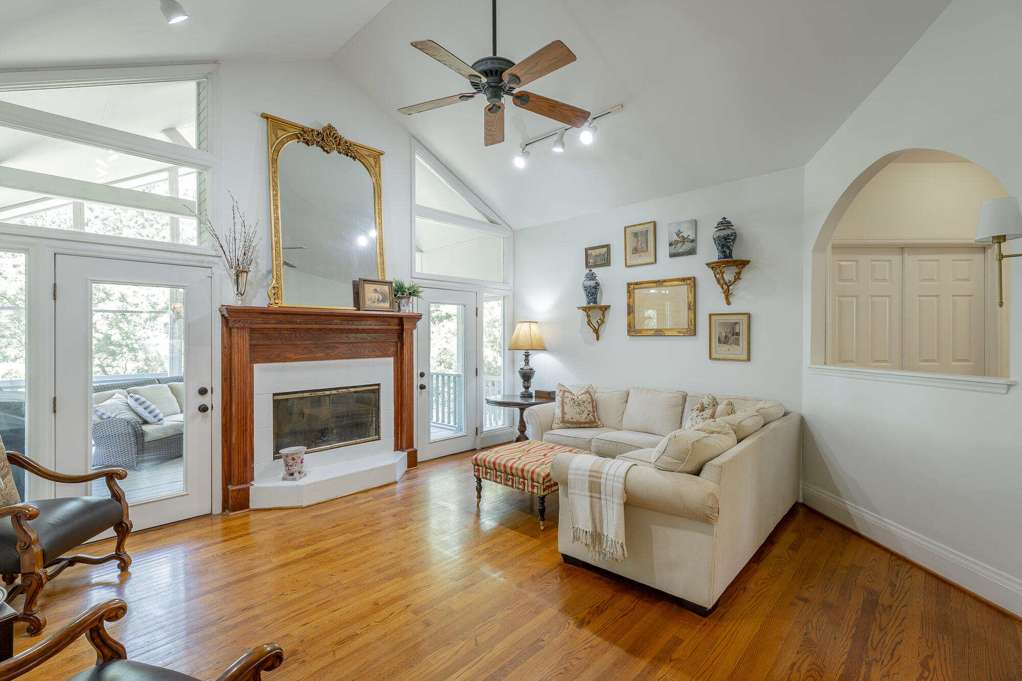 1239 Marijon Drive