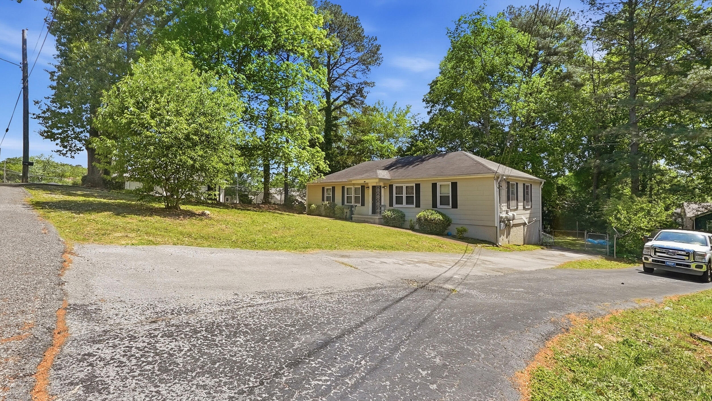 506 Hargraves Avenue
