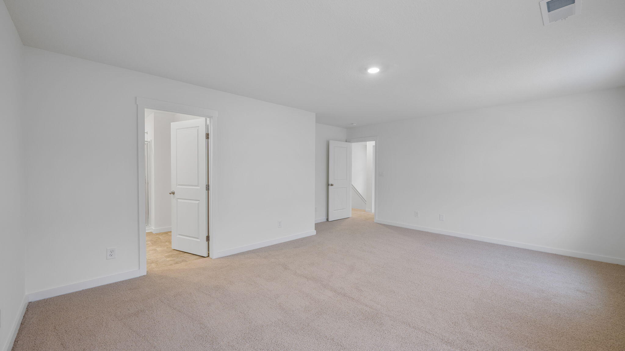 3807 Hawks Creek Dr