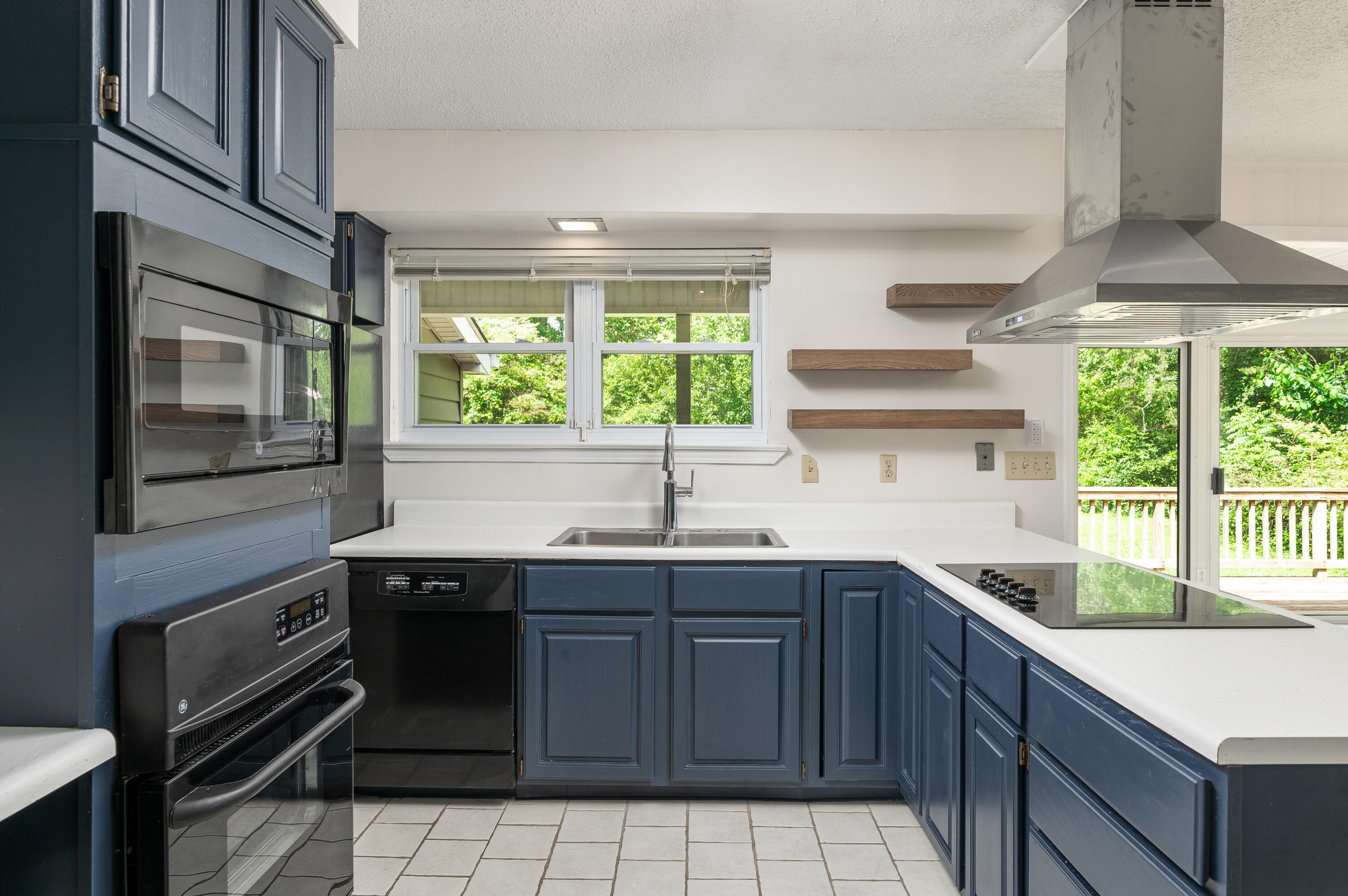 5310 Lynn Road
