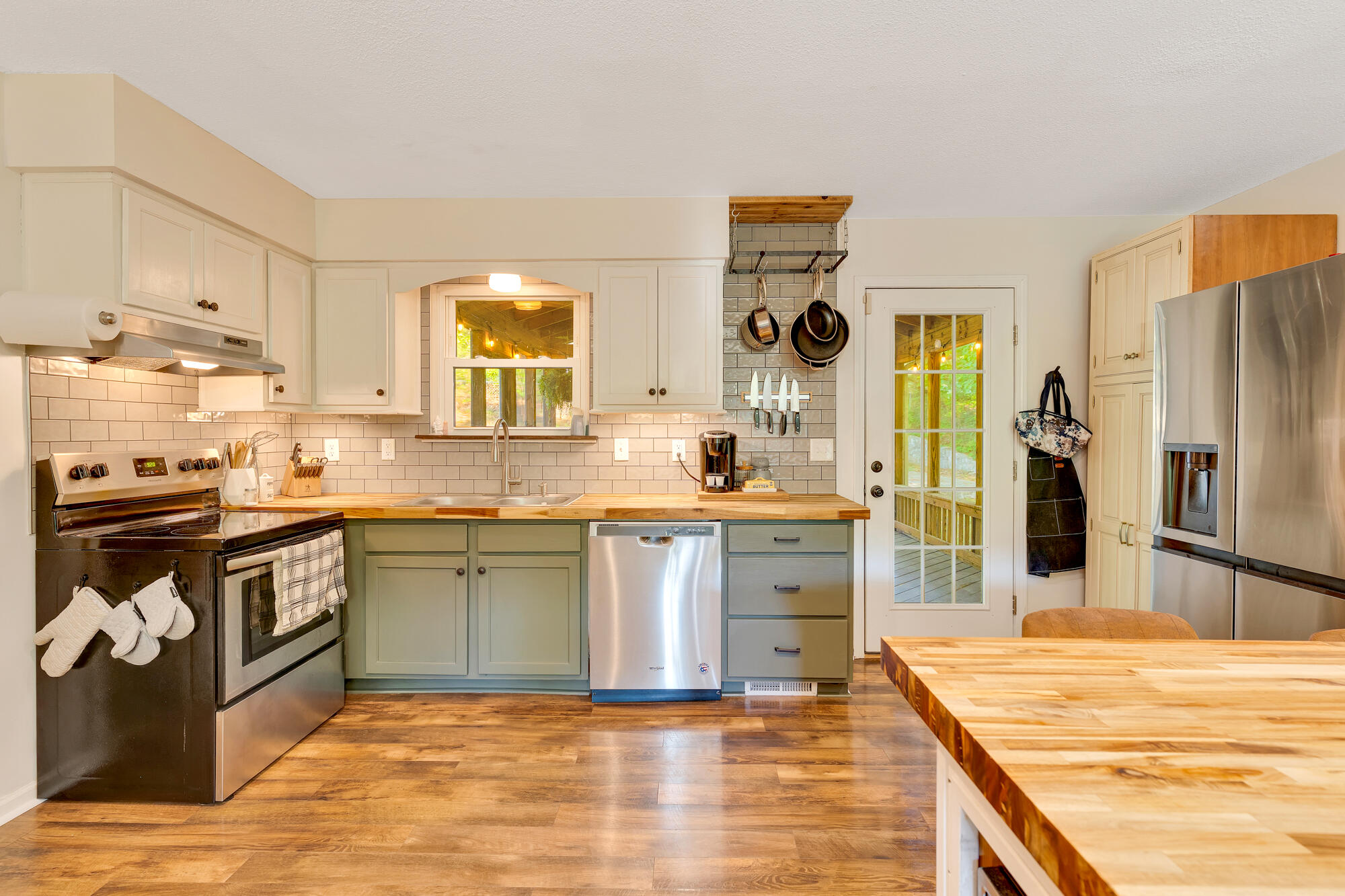 806 Childress Hollow Road