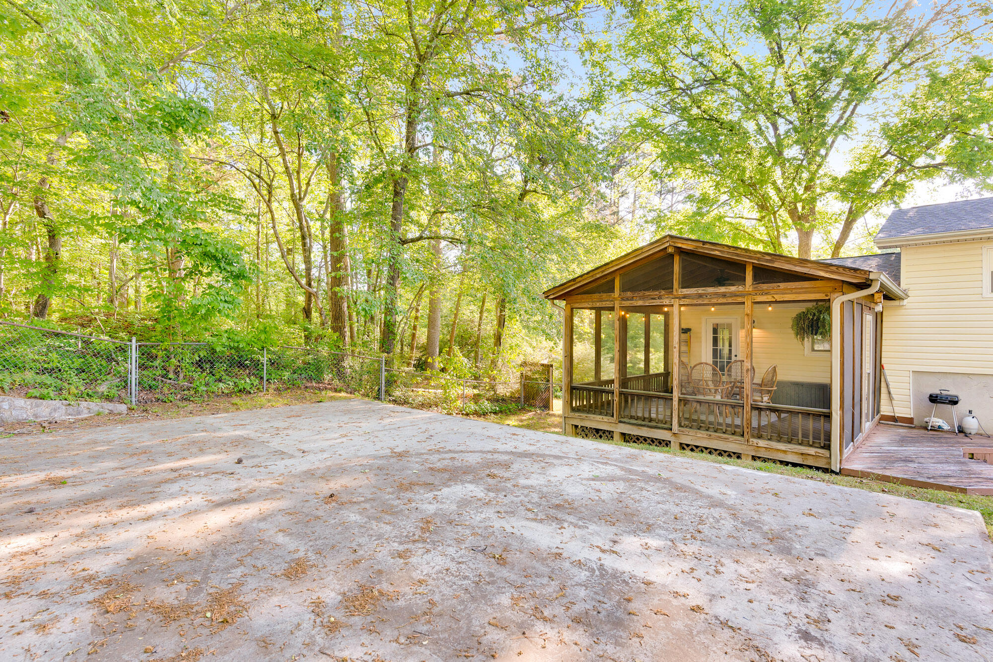 806 Childress Hollow Road
