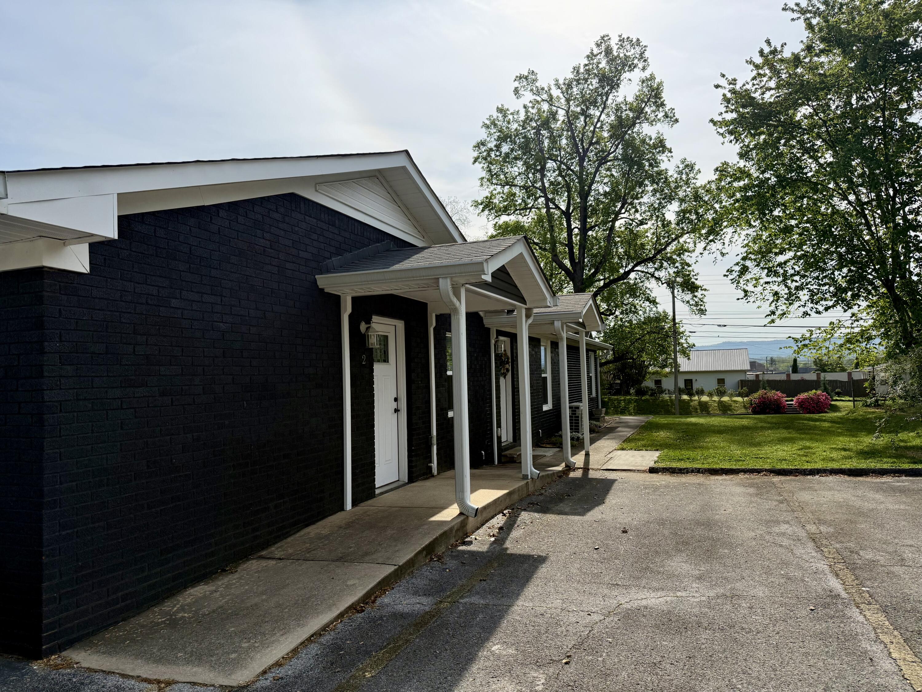 602 Elm Avenue, 1,2,3,4