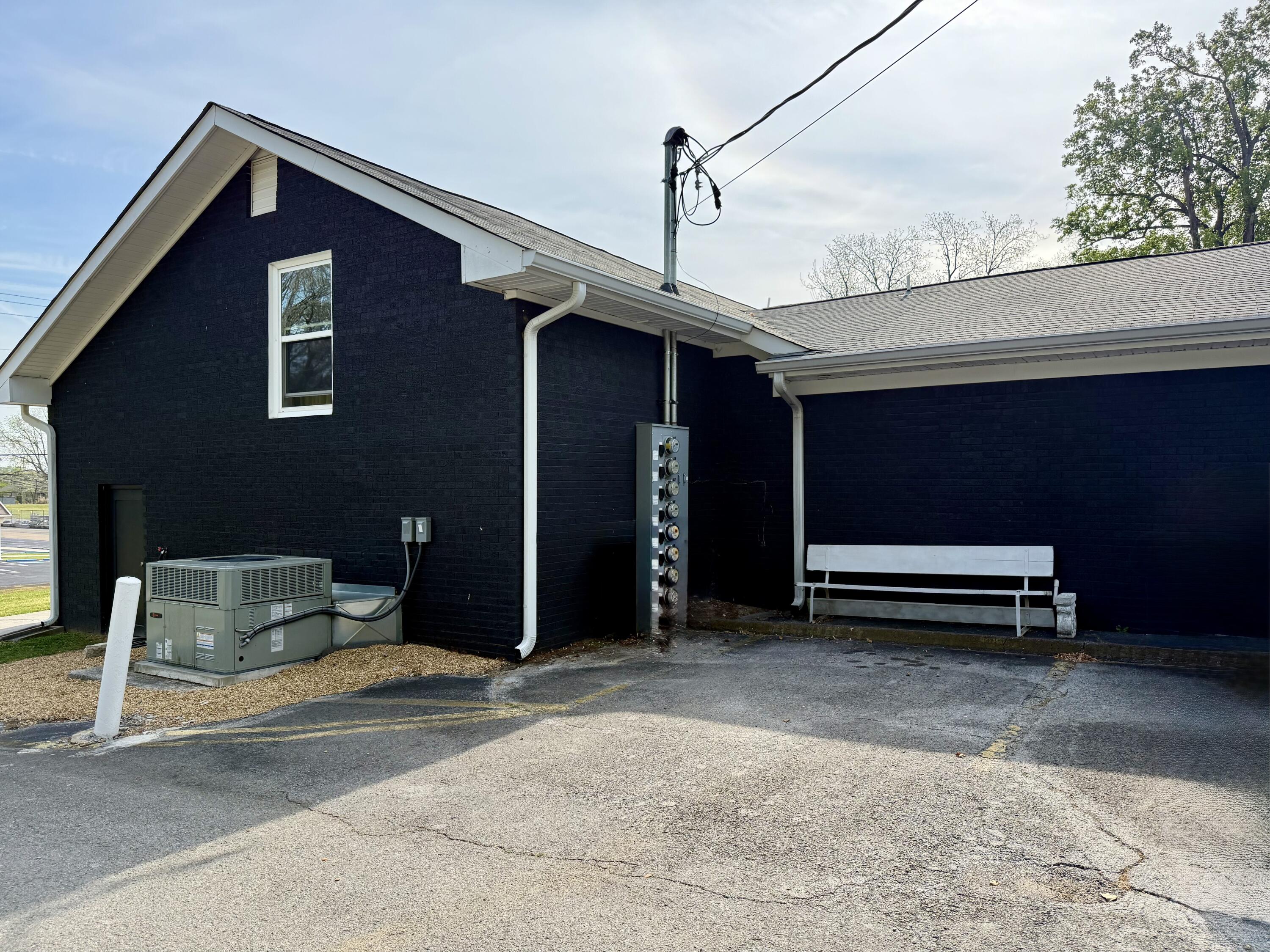 602 Elm Avenue, 1,2,3,4