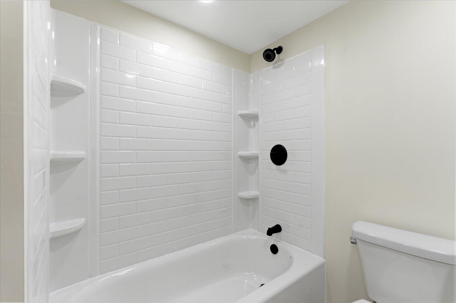 1435 Alley Street NE