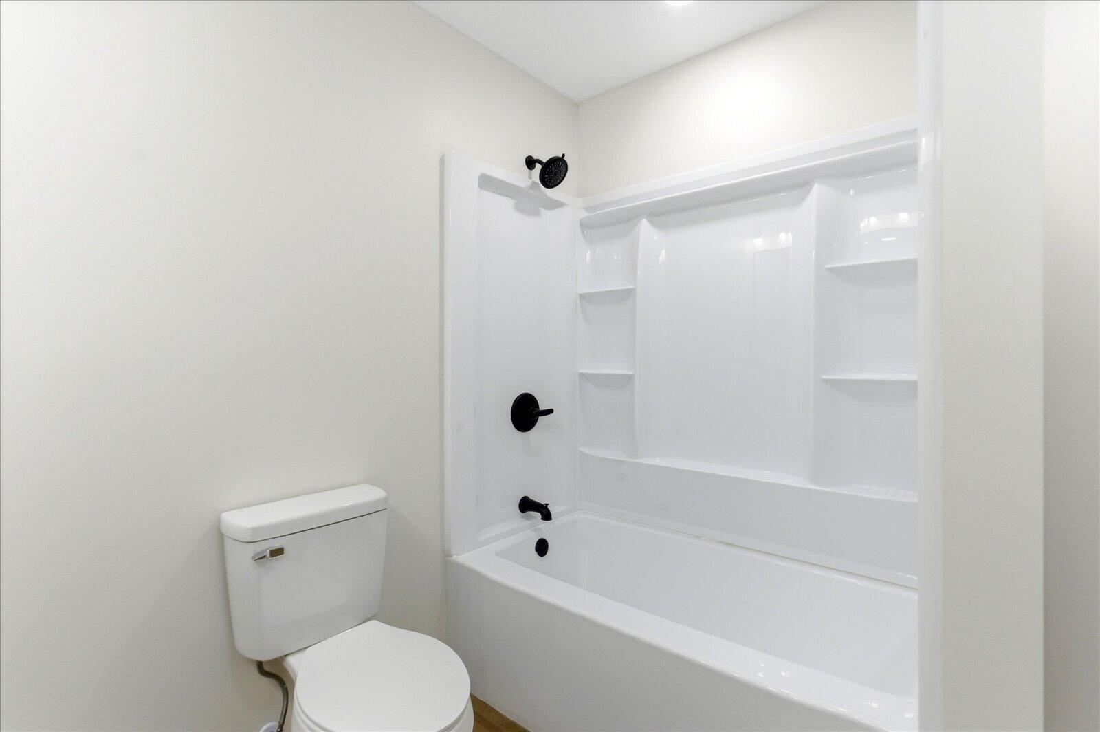 1435 Alley Street NE