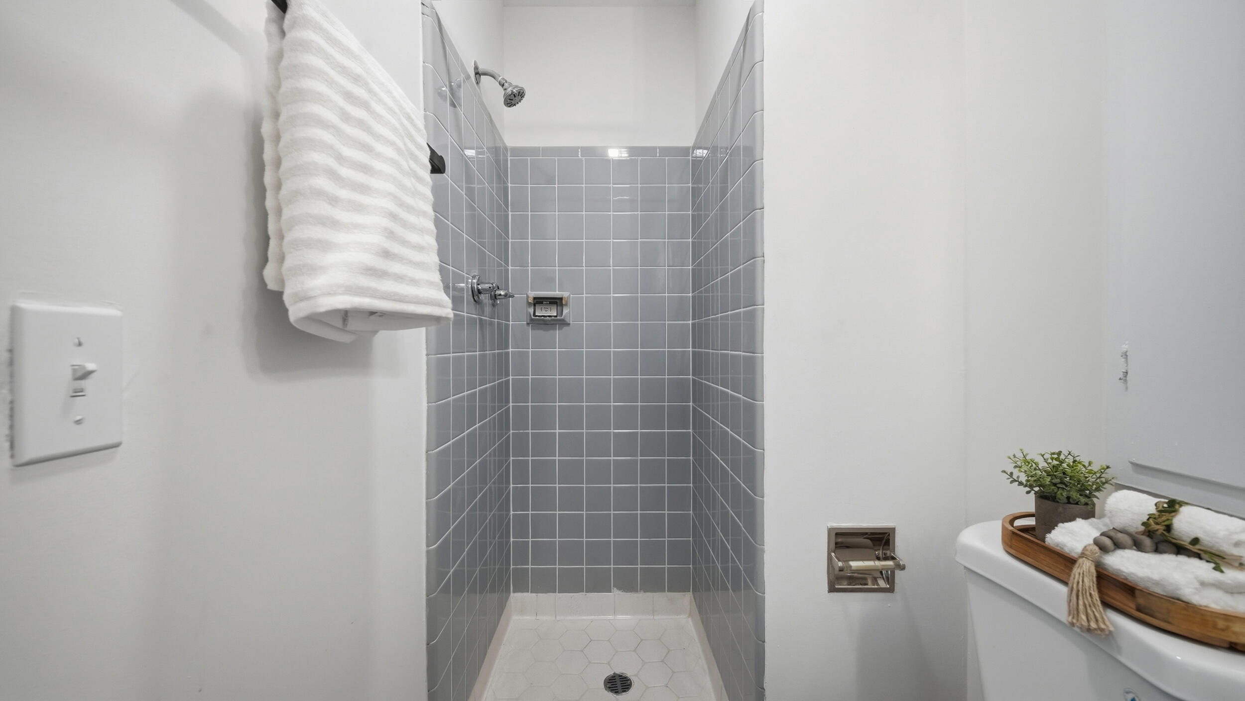 3925 Forest Highland Drive