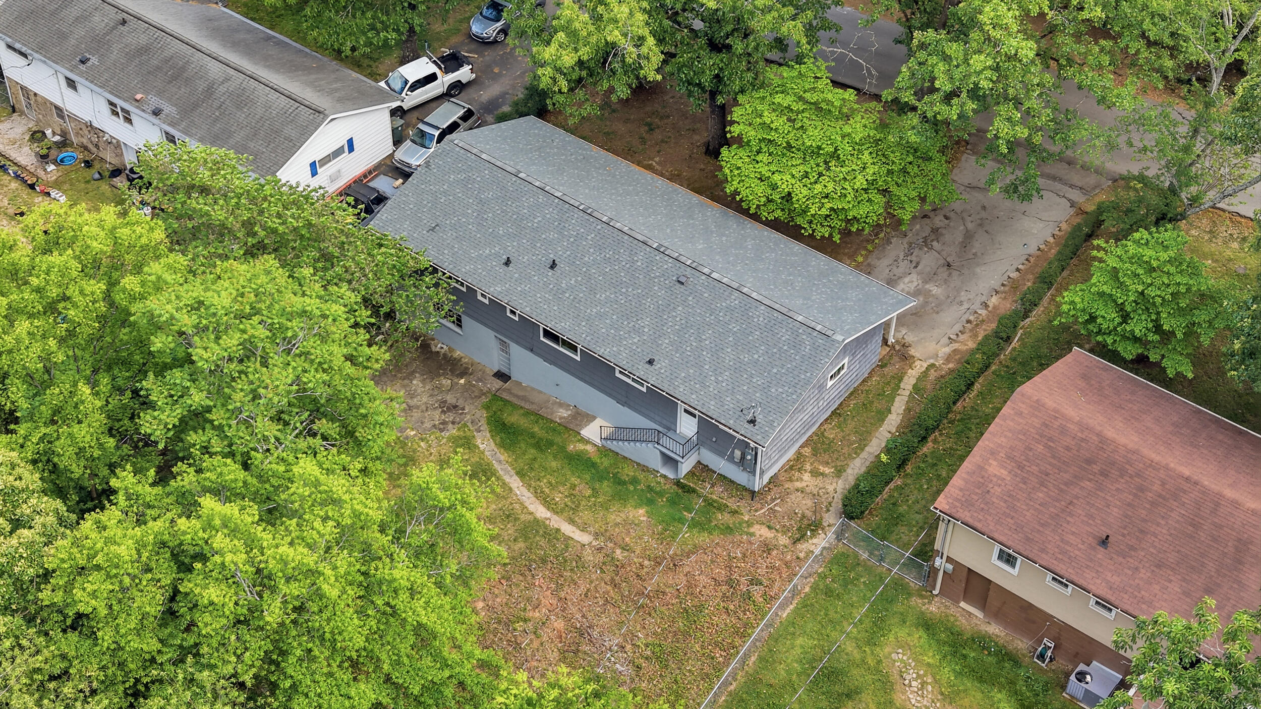 3925 Forest Highland Drive