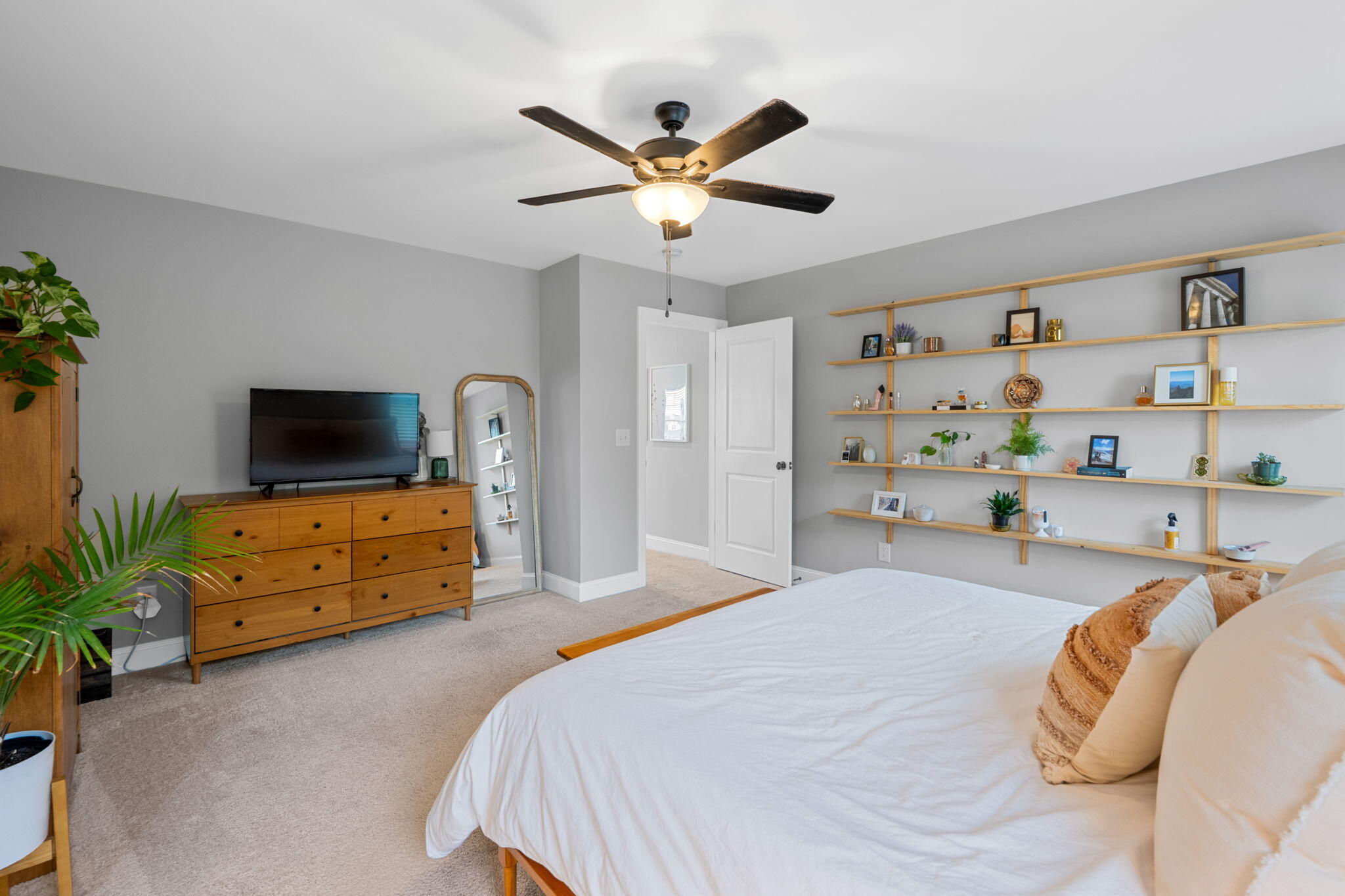 1117 Omaha Circle