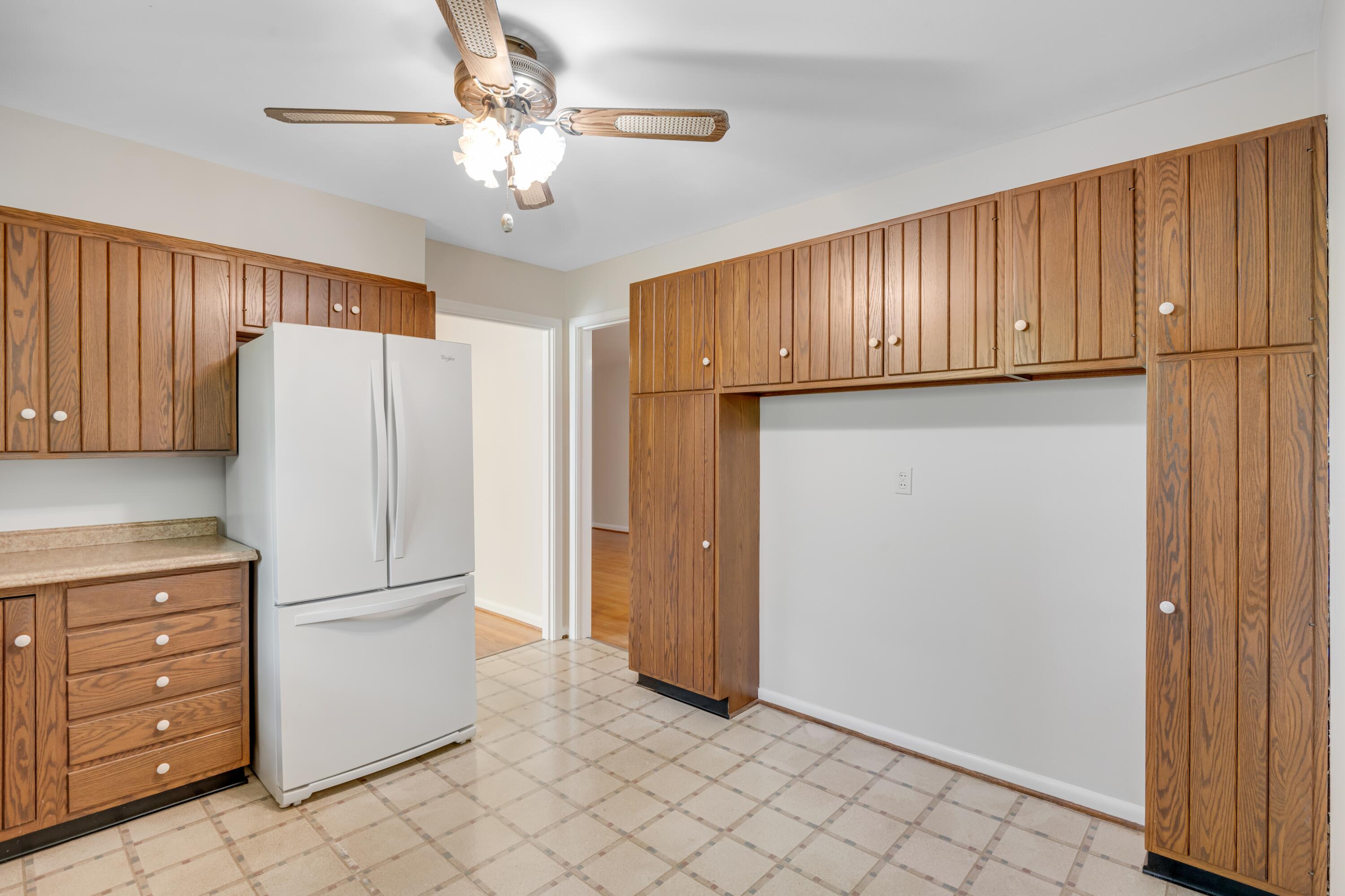 3841 Rollingwood Drive