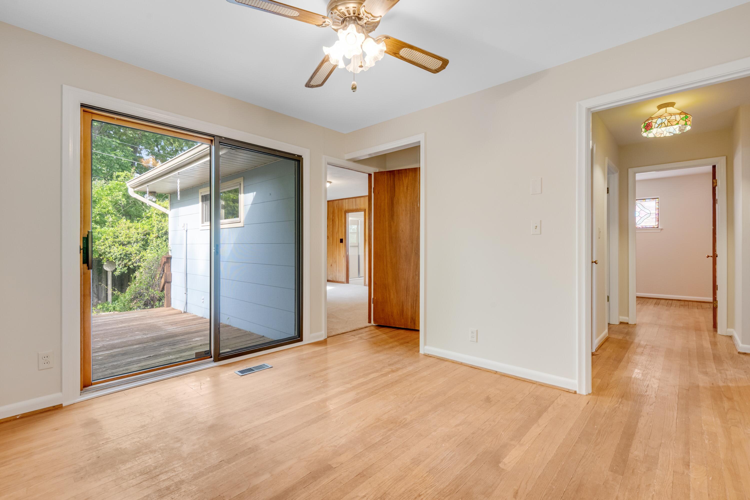 3841 Rollingwood Drive