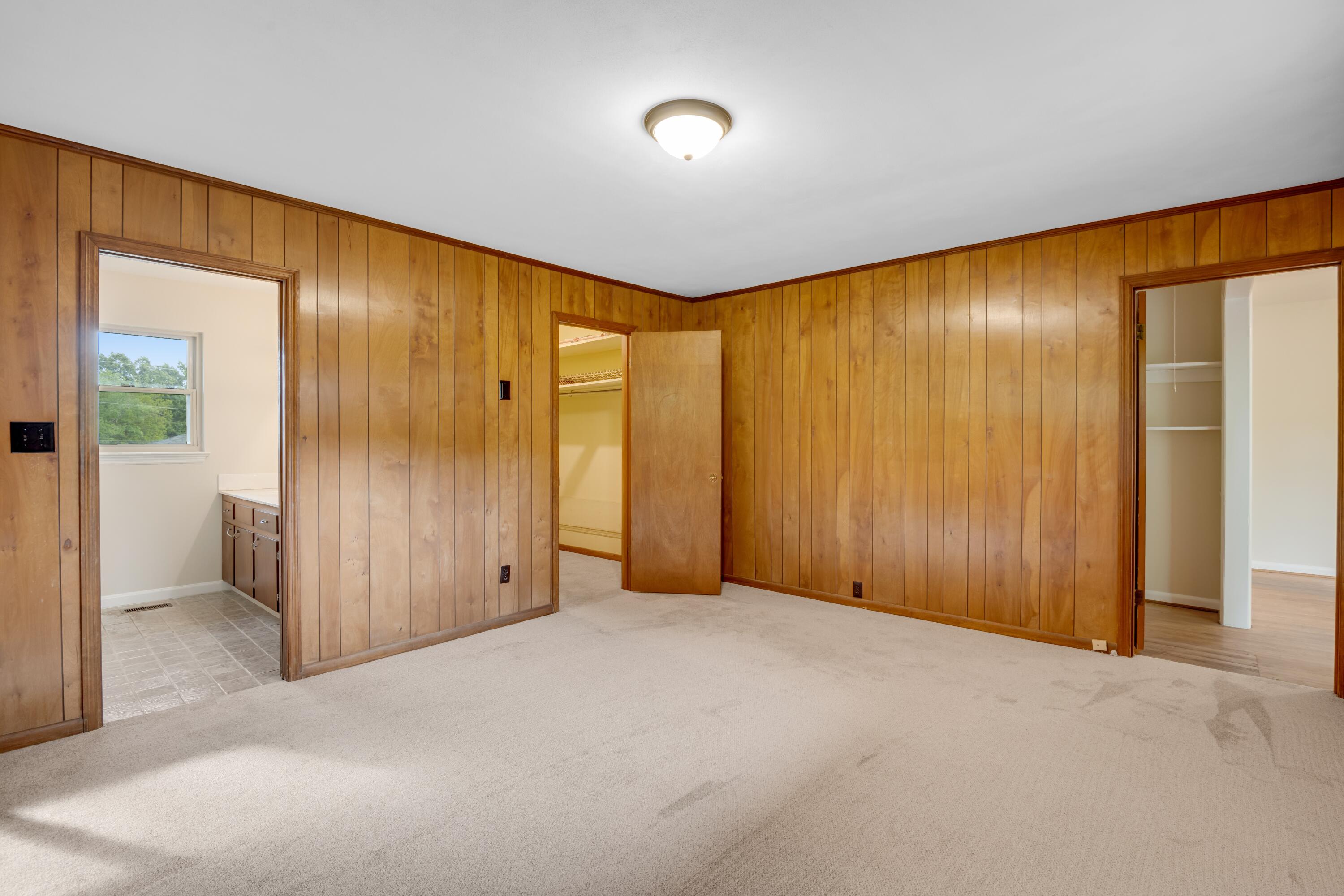 3841 Rollingwood Drive