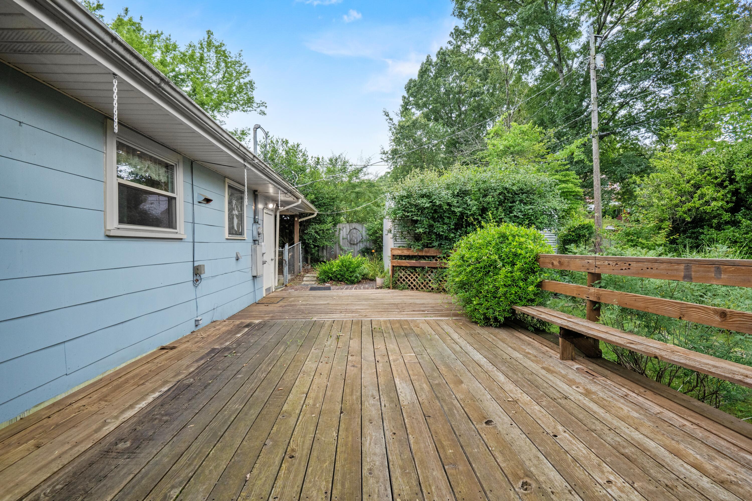 3841 Rollingwood Drive