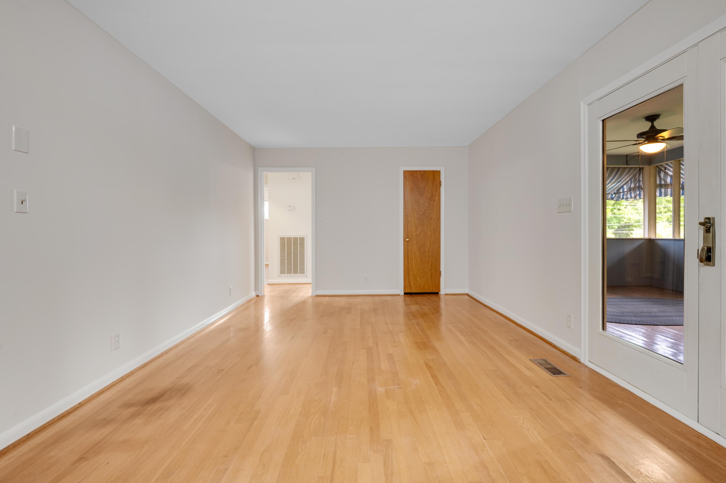 3841 Rollingwood Drive