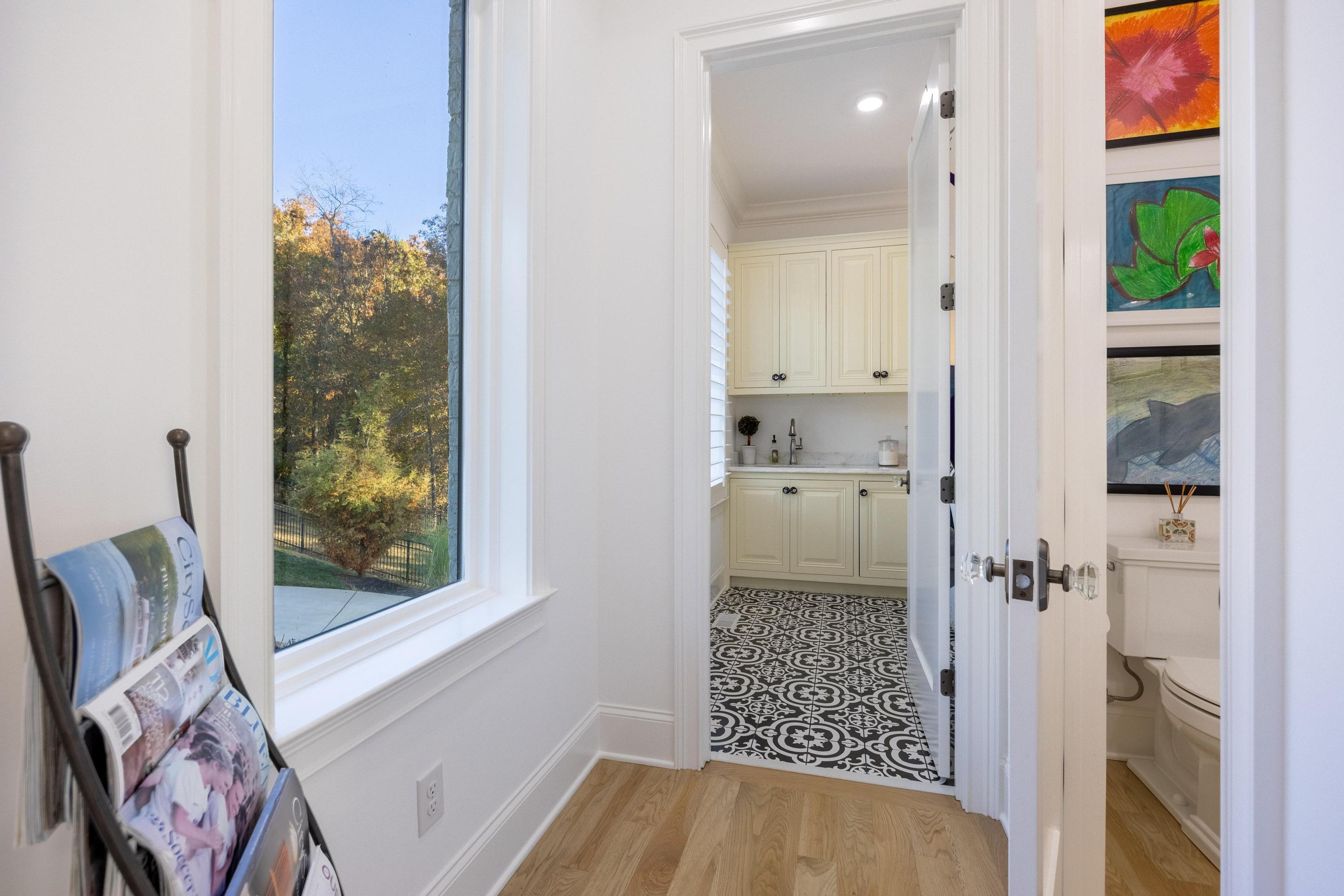 6376 Lynn Road