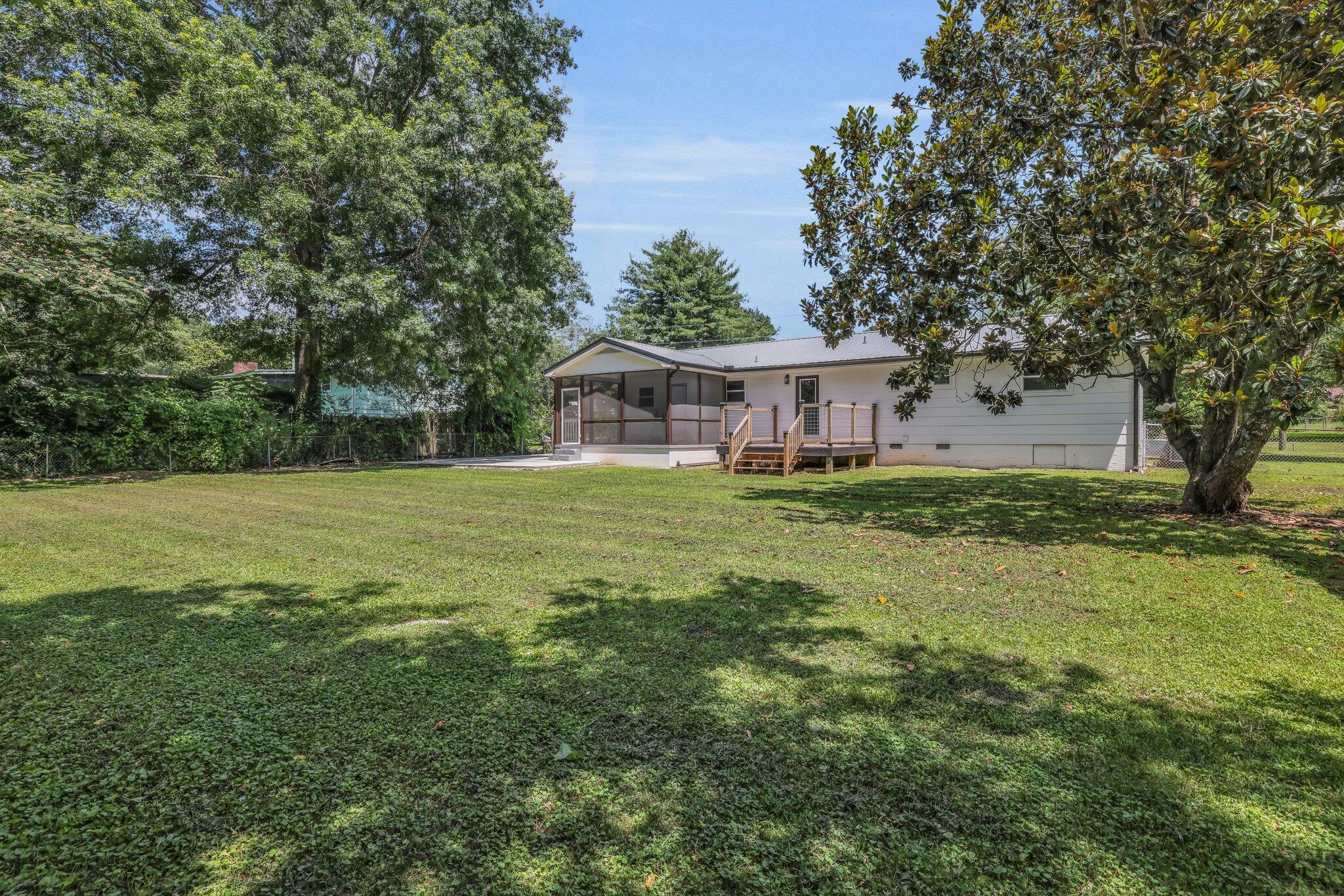 475 Hiawatha Circle