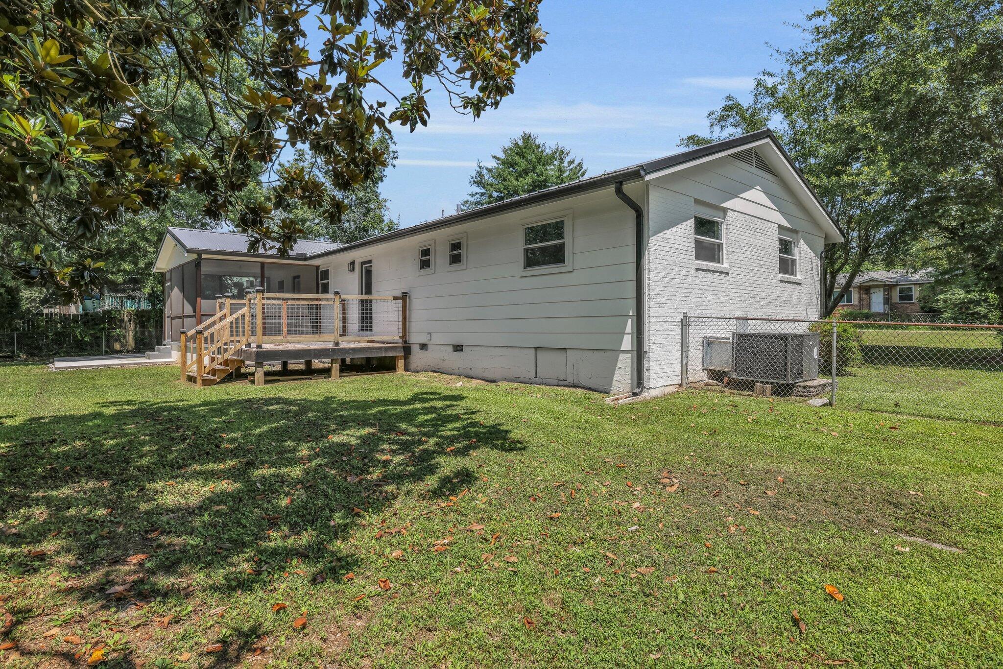 475 Hiawatha Circle