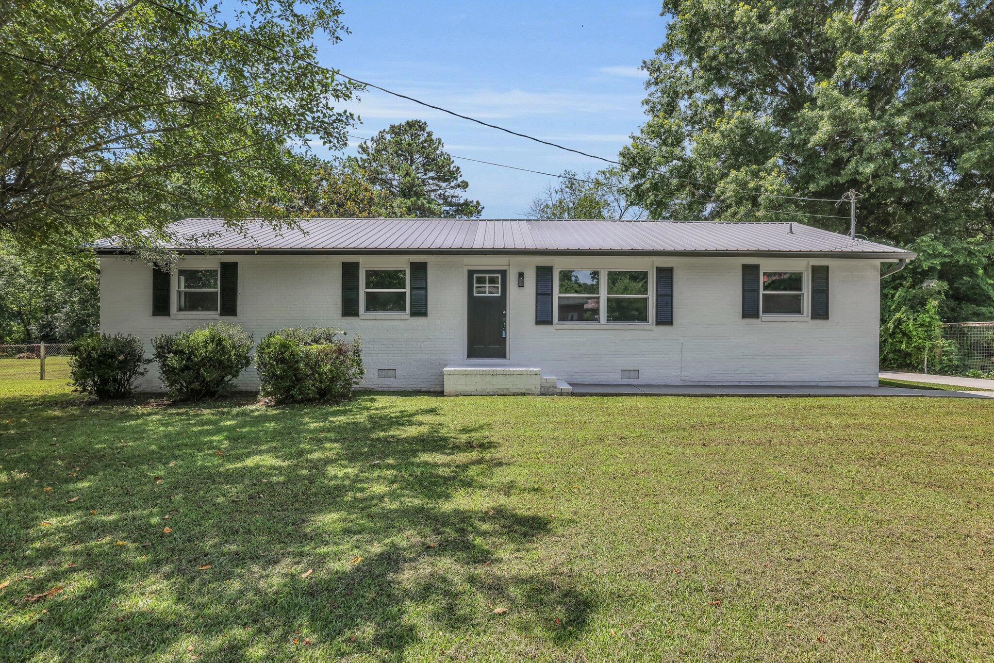 475 Hiawatha Circle