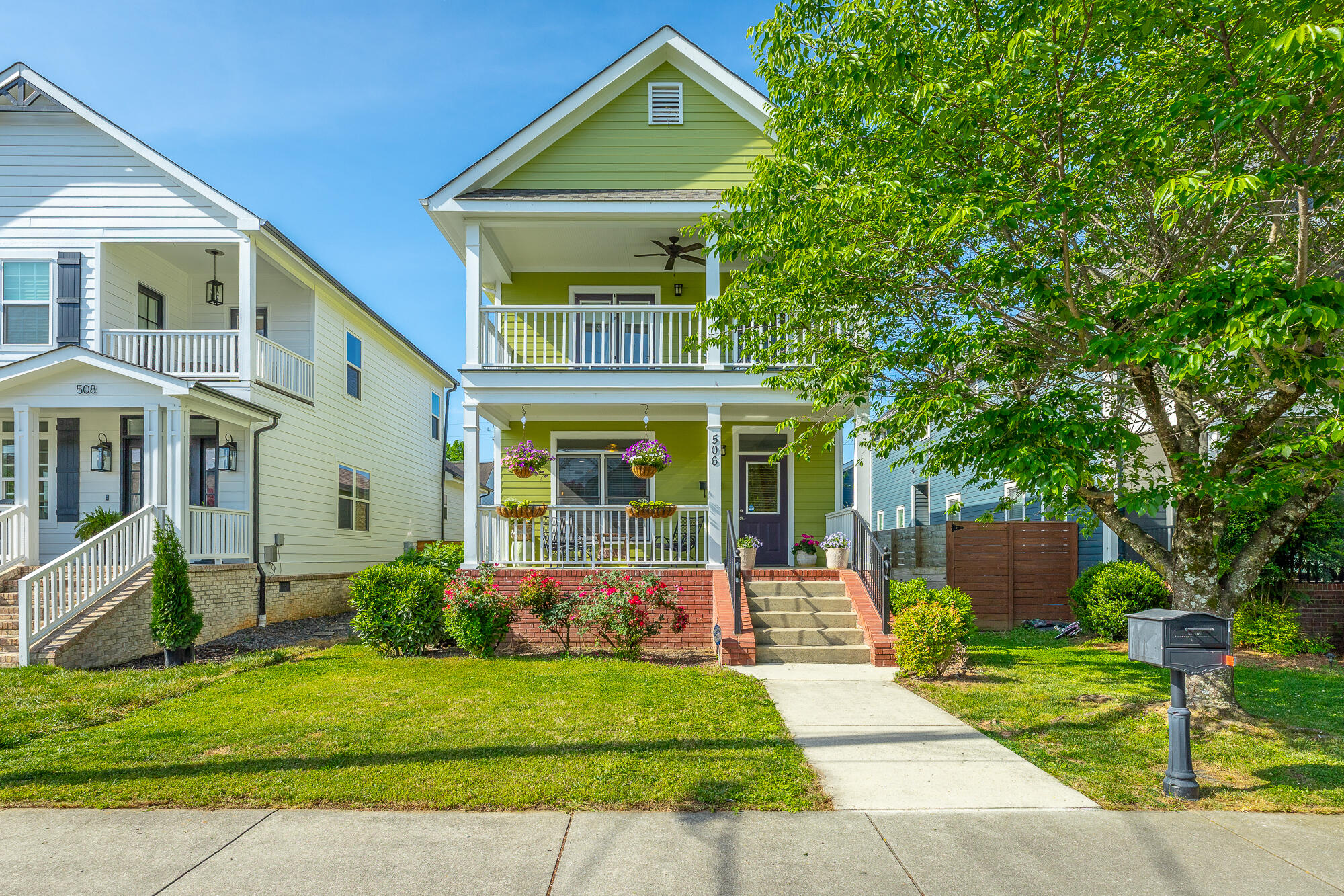 506 E 16th Street