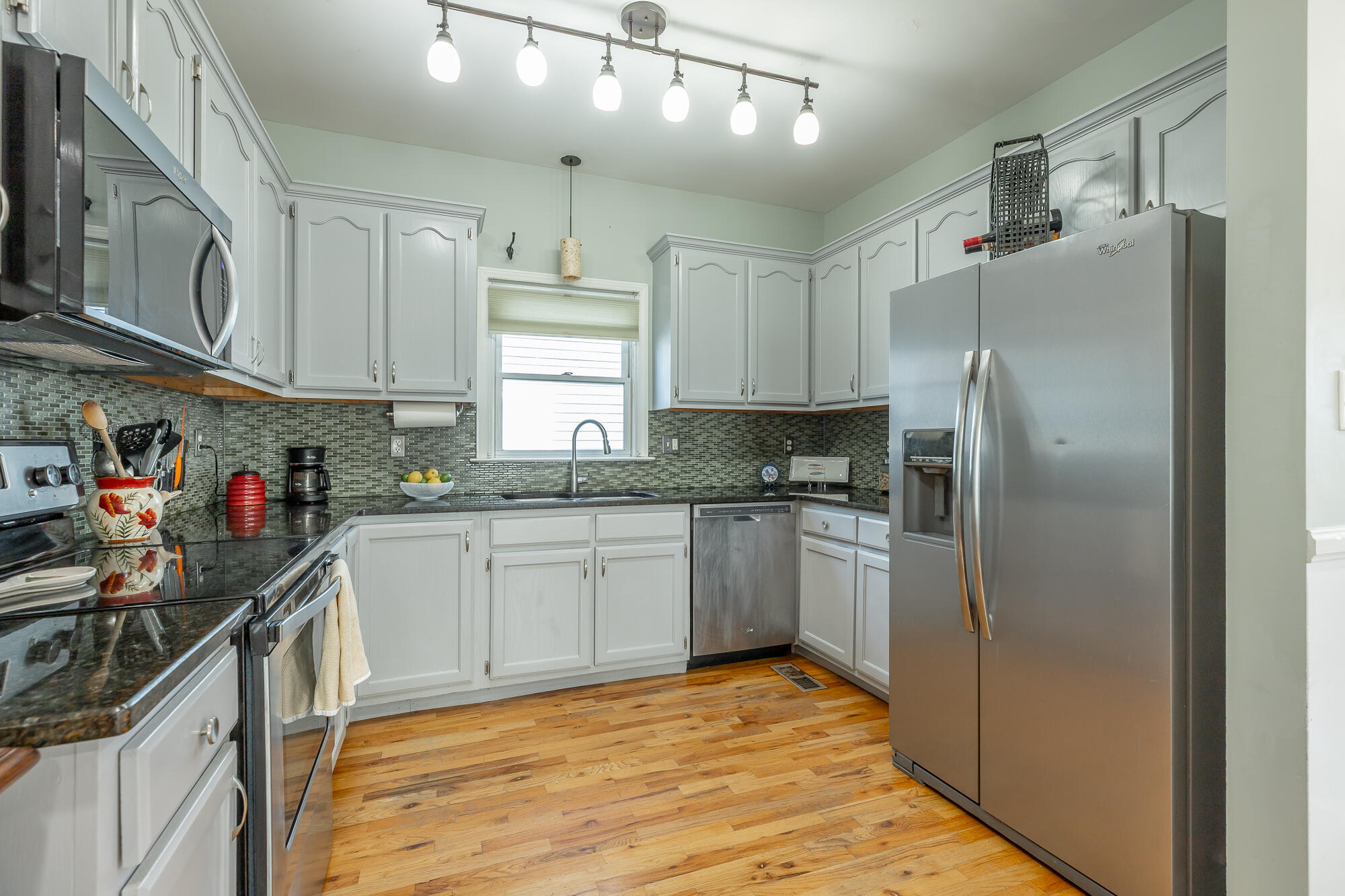 506 E 16th Street